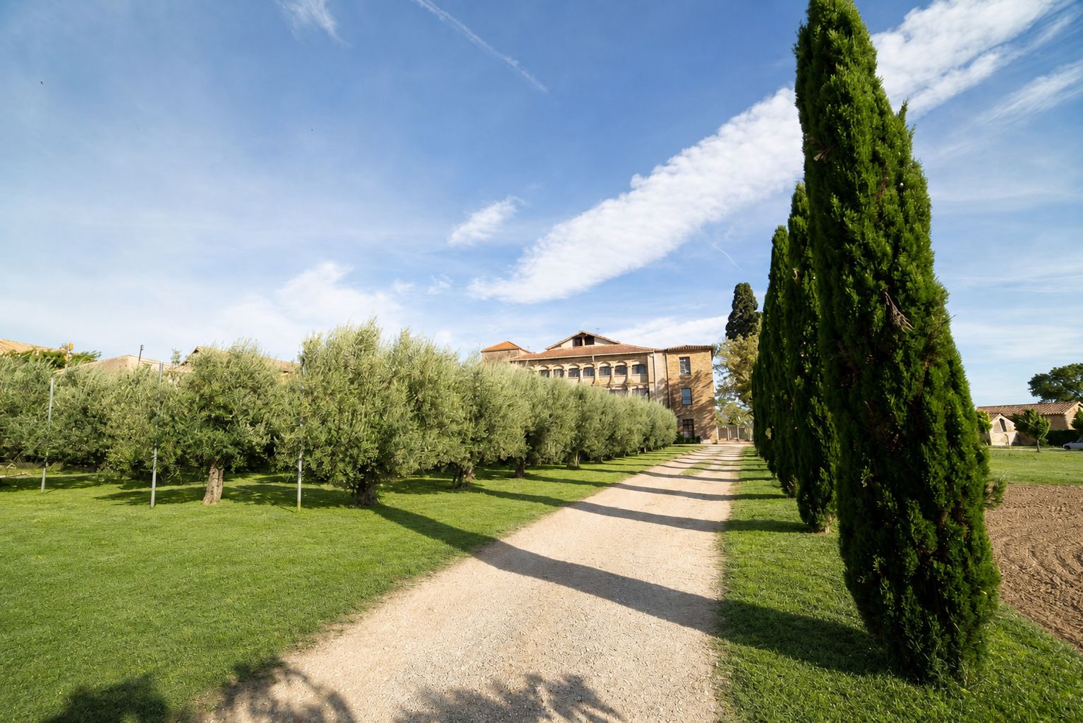Grand Hostel in historic Ezpeleta Palace