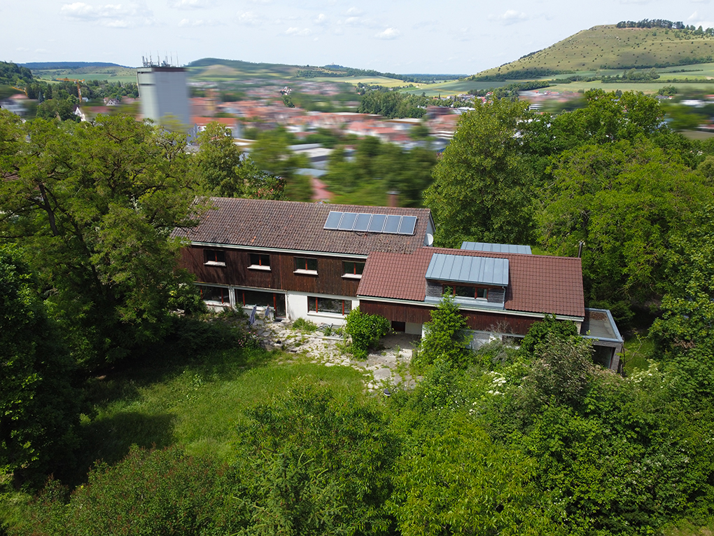 Viel Platz für Generationen, Familie und individuelle Wohnkonzepte – ZFH mit parkähnlichem Grundstück