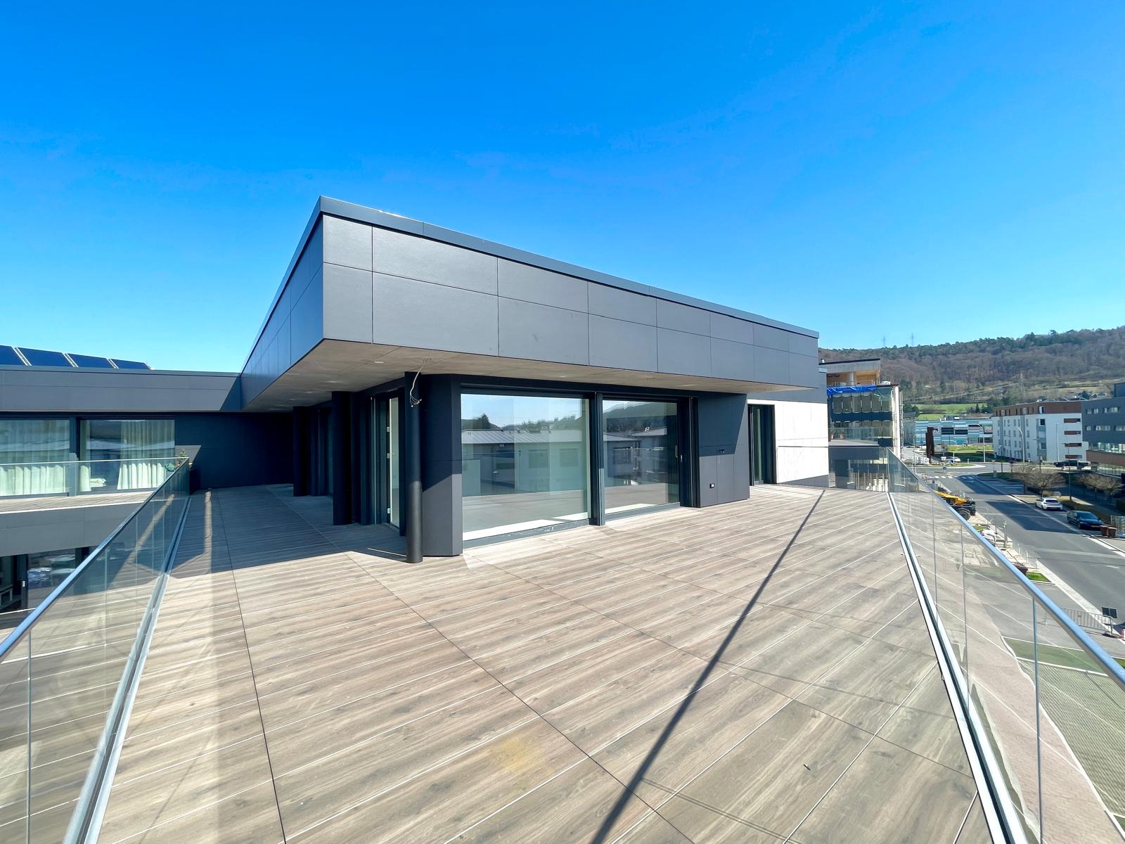 Magnificent 2-bedroom penthouse, first-time occupancy, with a terrace of approx. 81.54 sqm