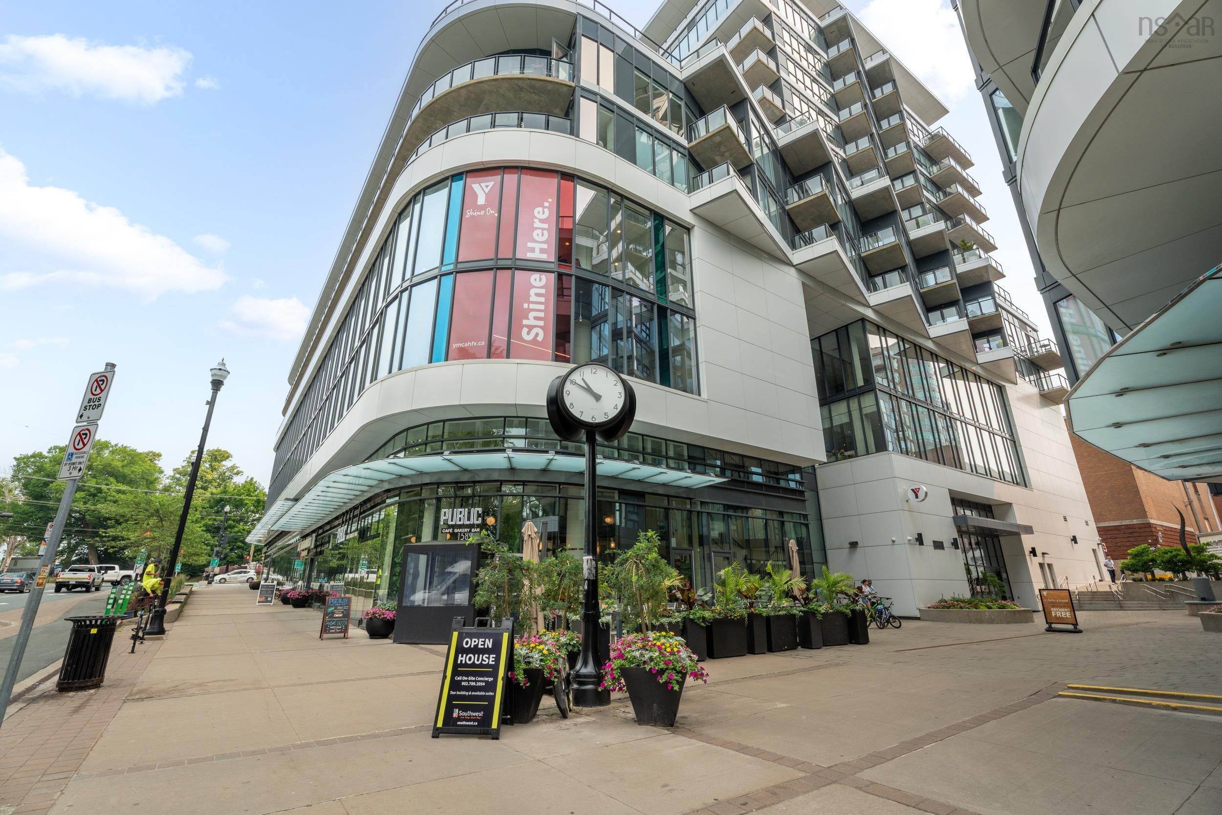 Luxury Public Gardens Condo at The Pavilion