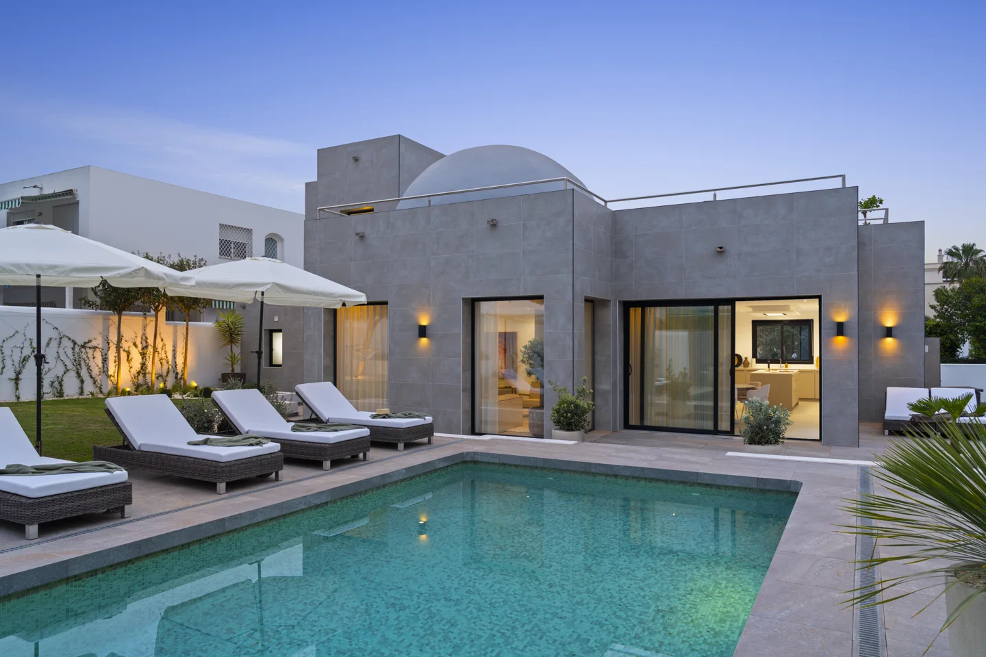 Luxury Modern Villa in Nueva Andalucía set in Prime Location