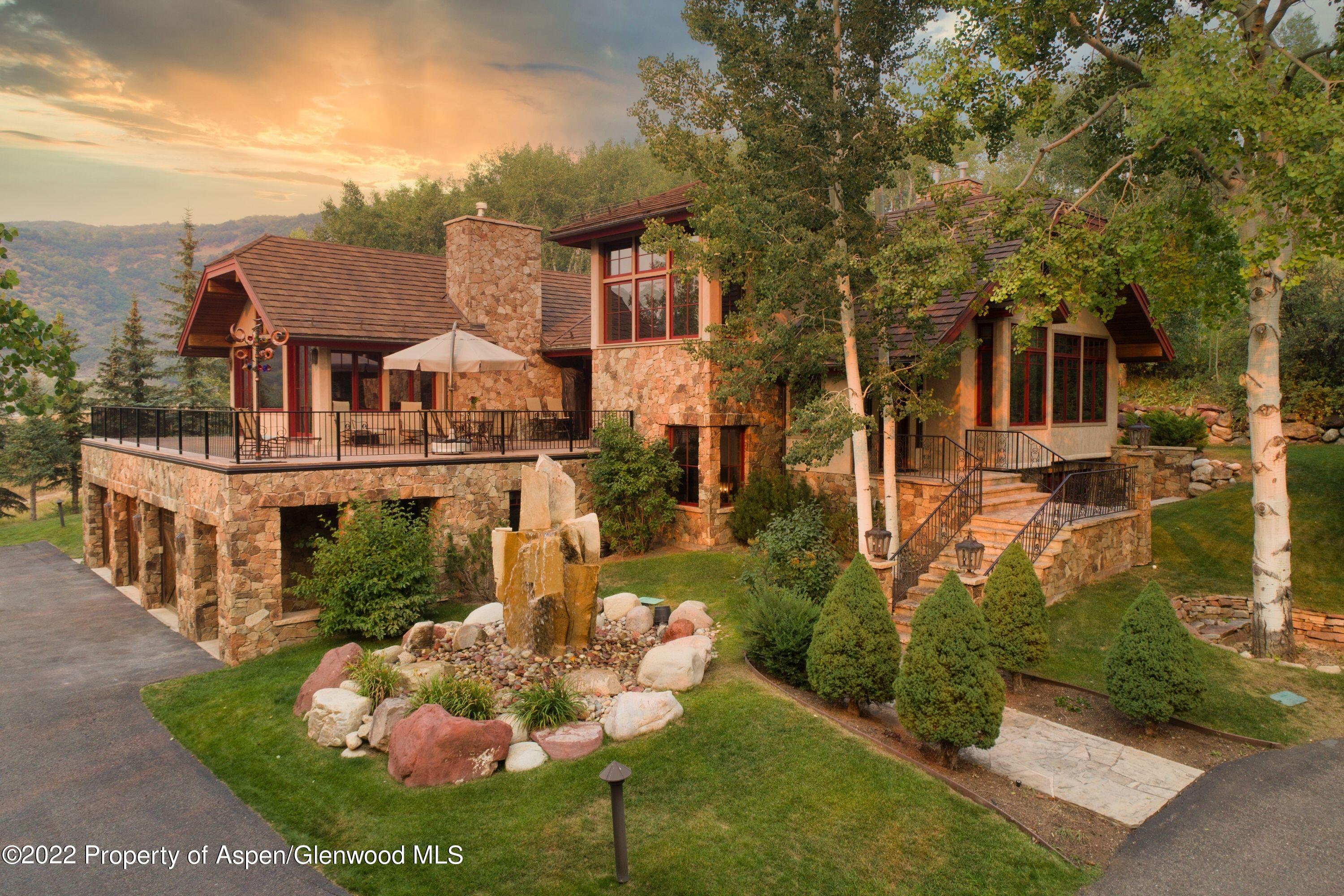 Exclusive Ski-In/Ski-Out Property in the Pines