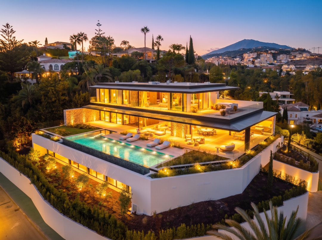 Architectural Brilliance and Breathtaking Views