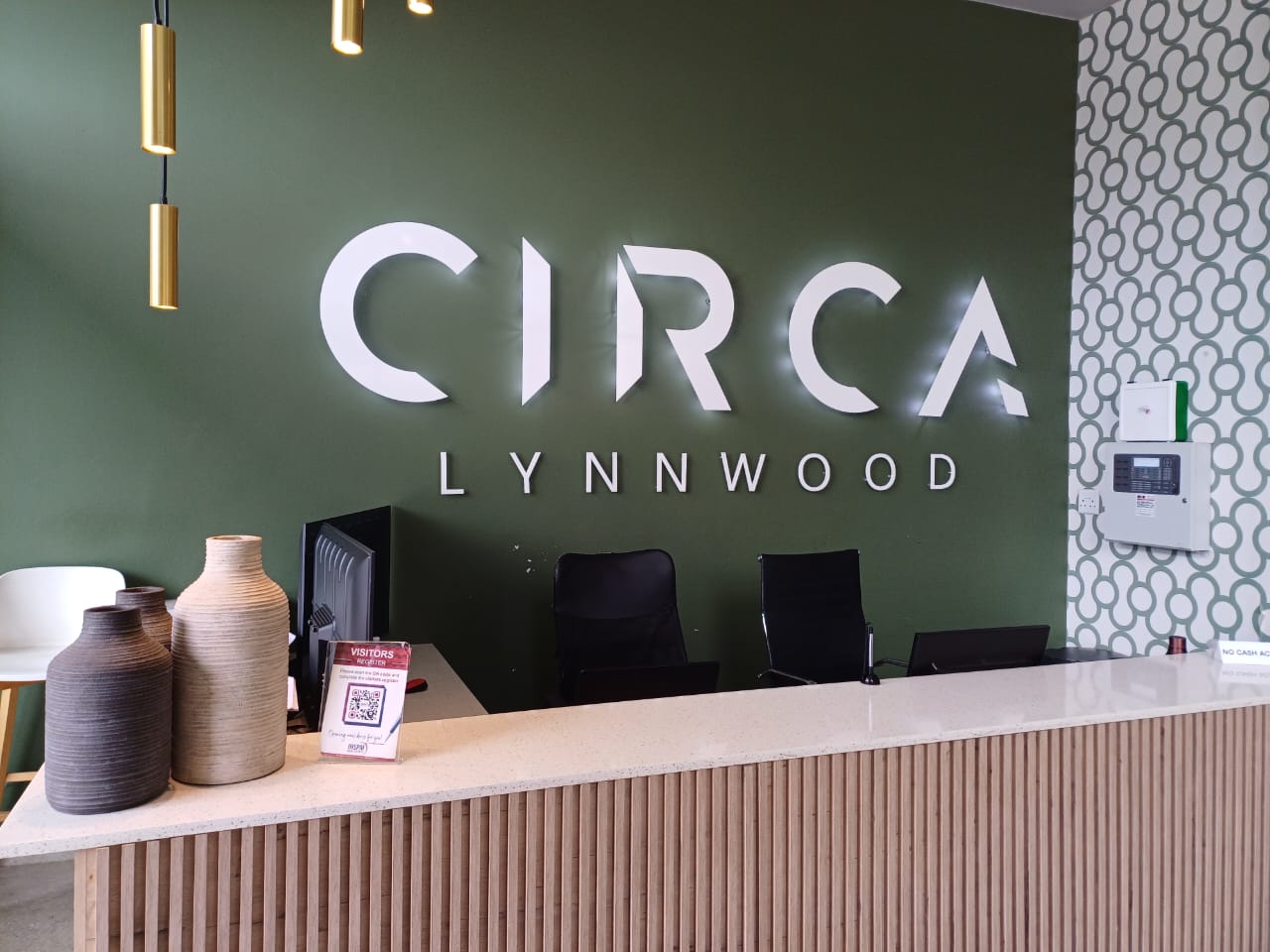 Modern, Beautifully Refurbished 2 Bedroom Units Available at Circa Lynwood