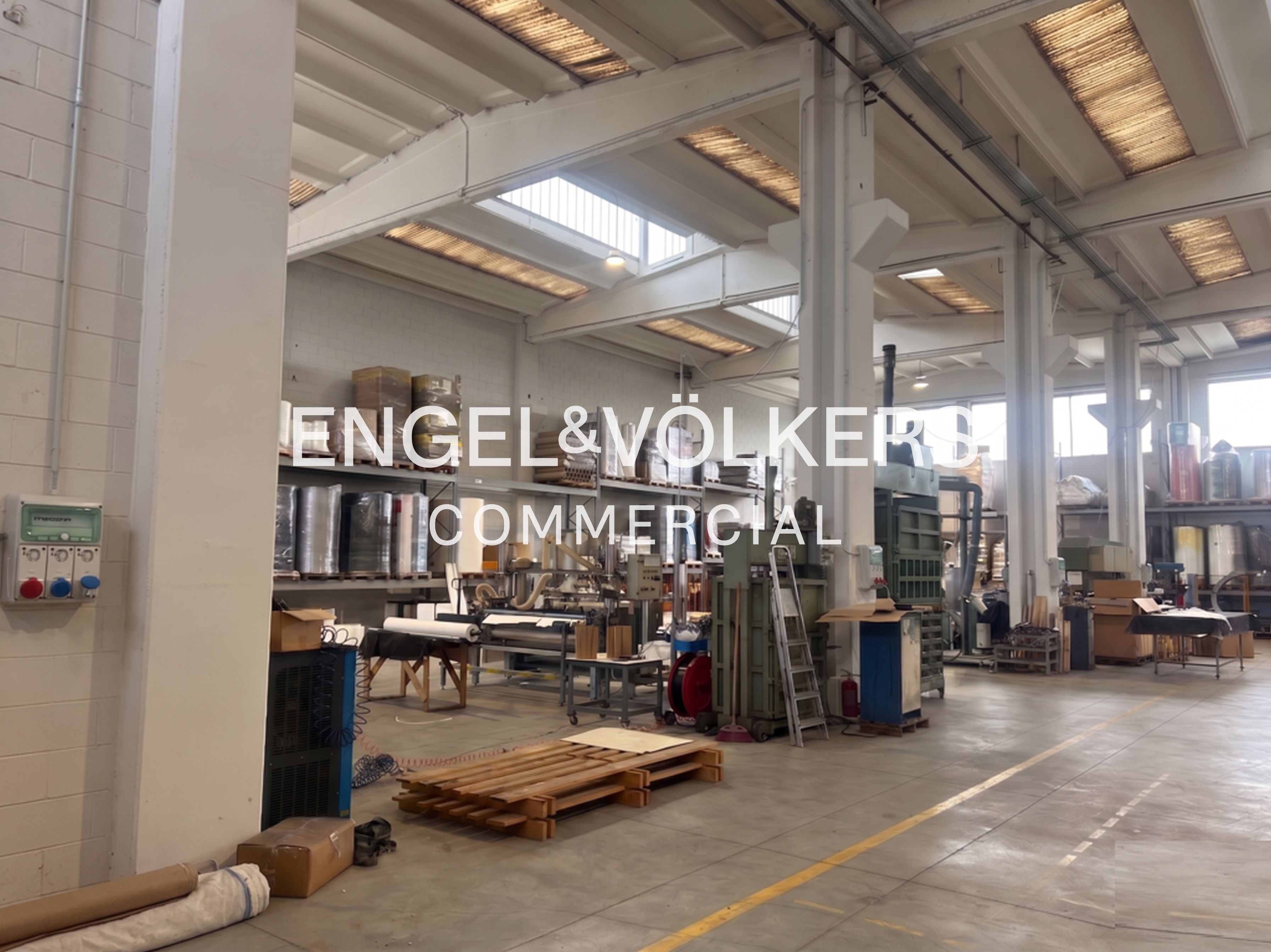 Capannone industriale in affitto a Monza (MB)