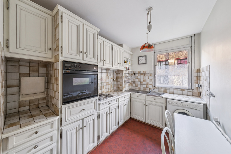 Appartement familial 4 pièces avec balcon, parking et cadre verdoyant