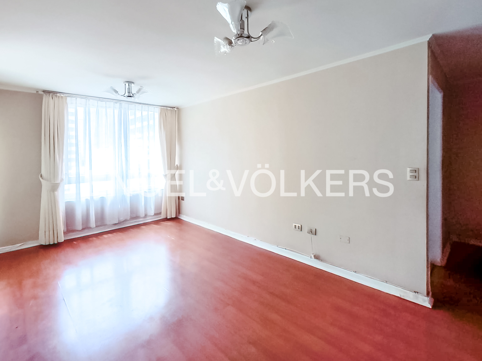 Departamento a Pasos de Avenida Brasil calle Poupin