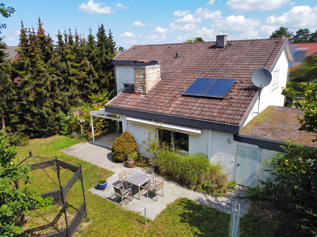 Charaktervolle Architektur – großzügiges Einfamilienhaus mit Split-Level-Konzept