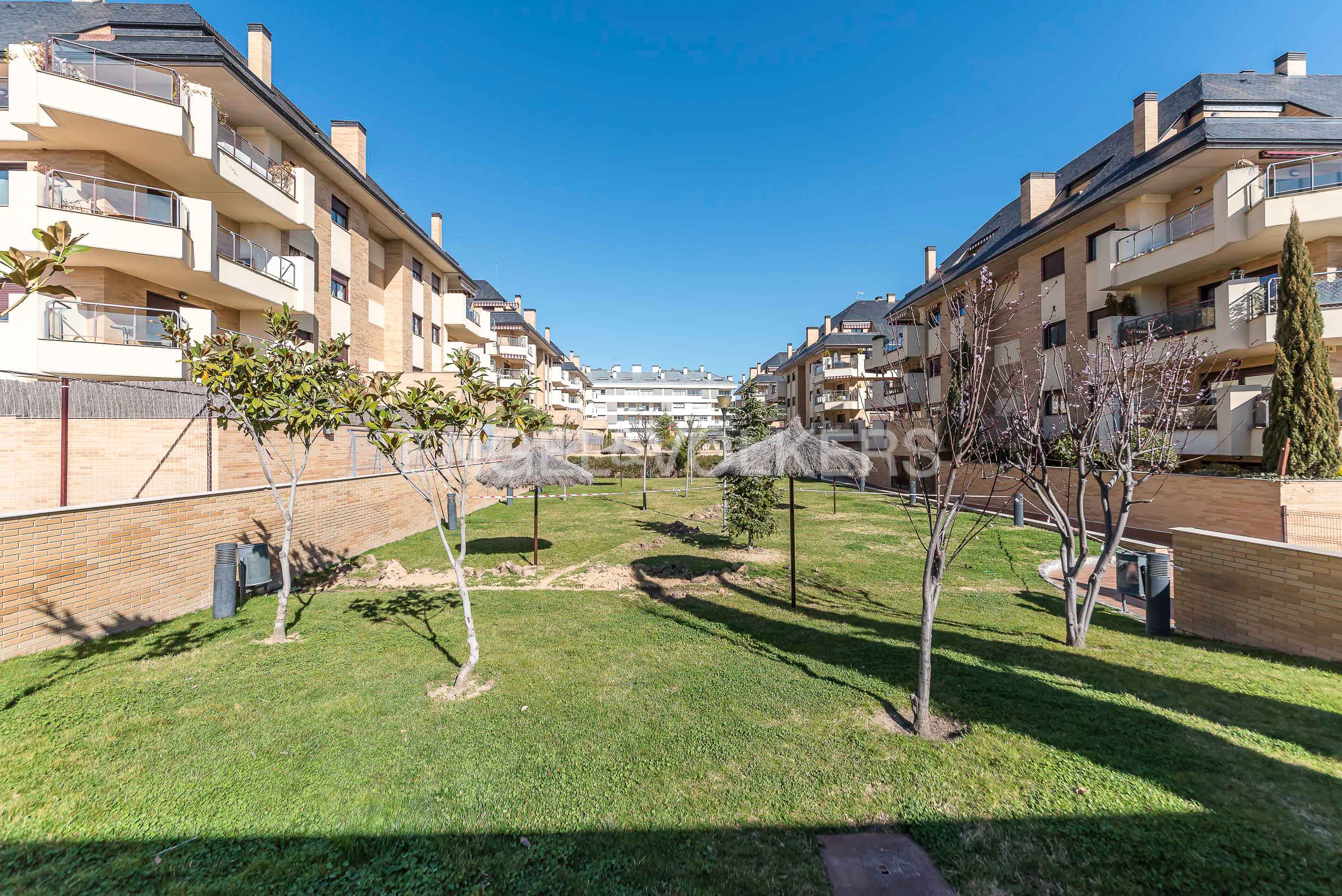 Magnificent duplex lower floor with garden in Boadilla del Monte