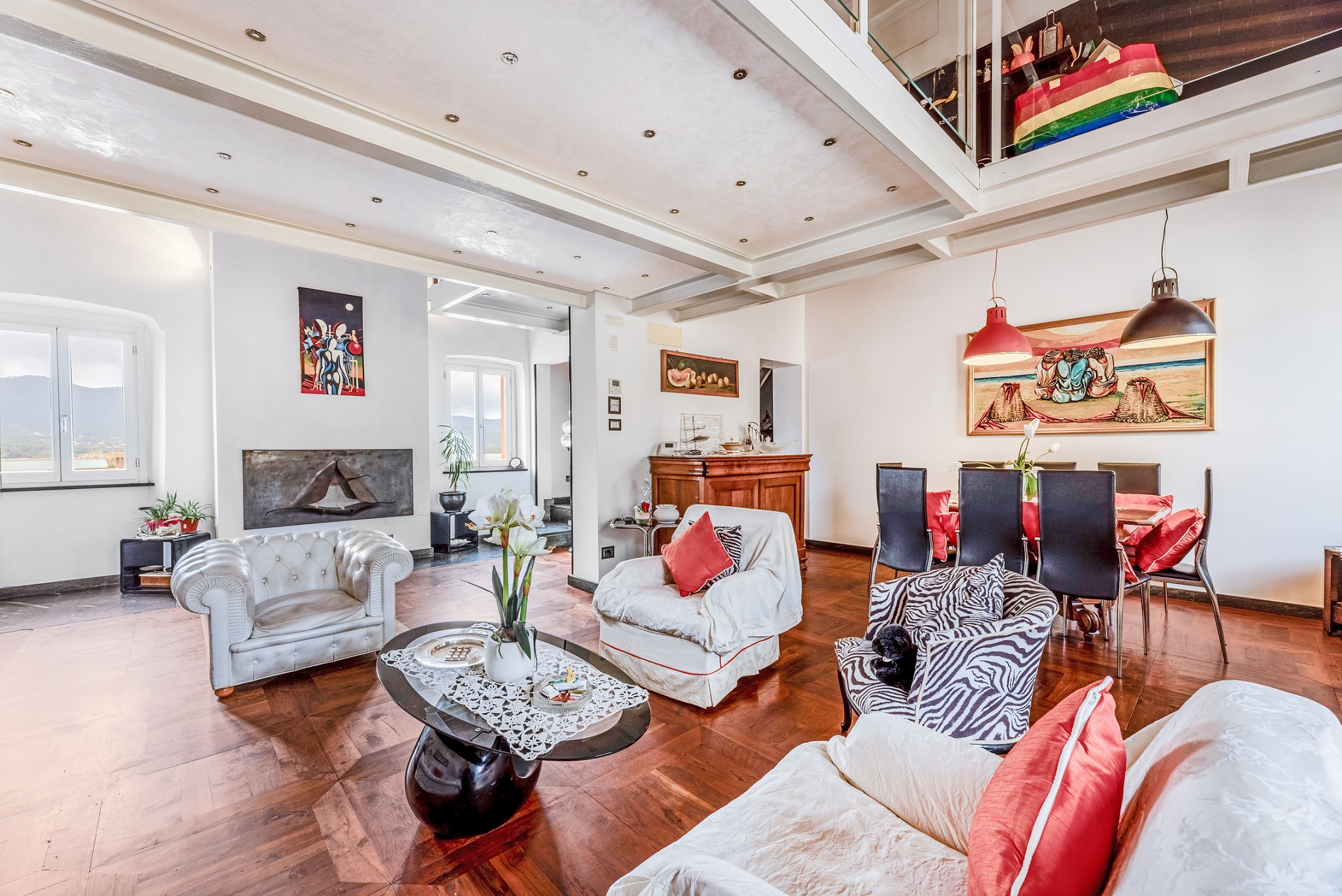 Portoferraio: modern apartment in historic building