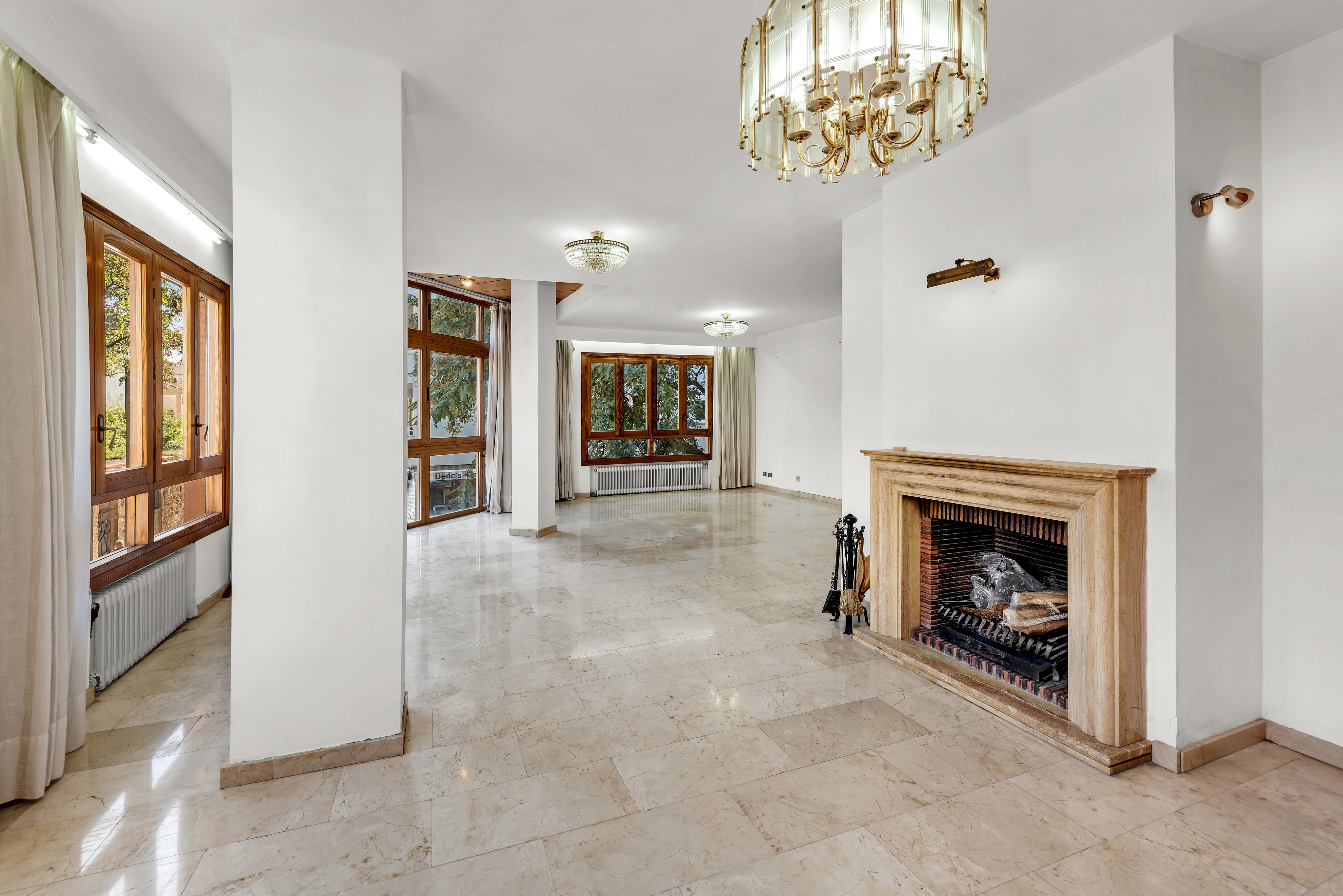 Attractive investment opportunity in prime location of Palma near Santa Catalina & Jaime III