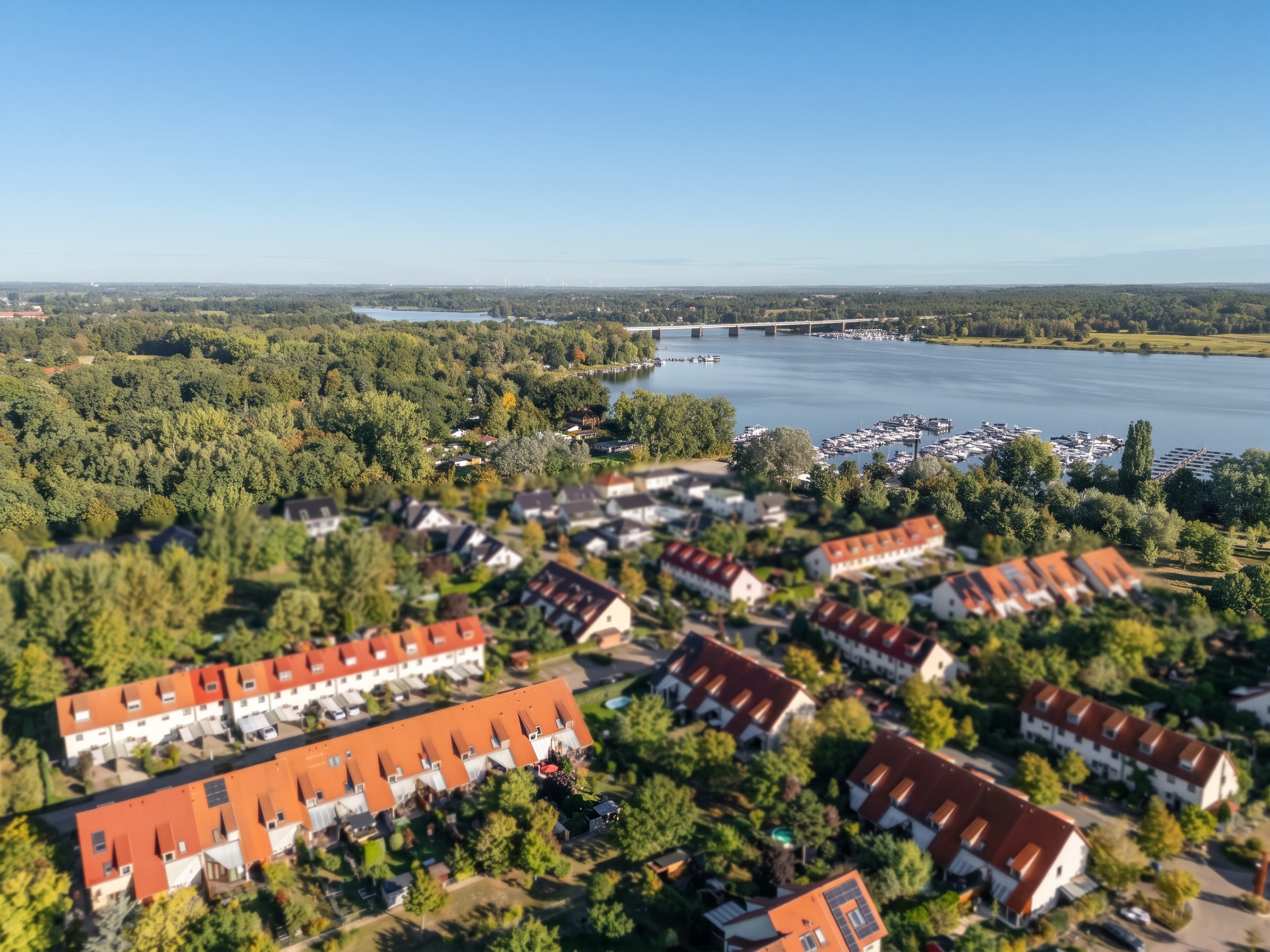 Familienidyll in Havelnähe: Modernes Reihenhaus mit Garten