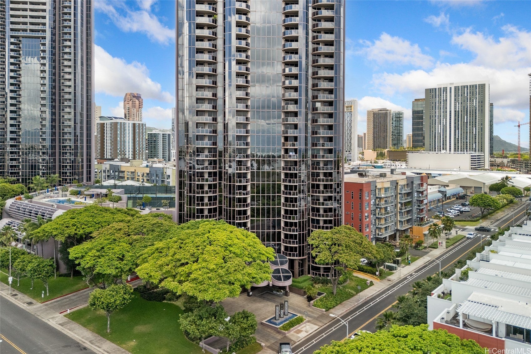 Resort-Style Urban Luxury Living