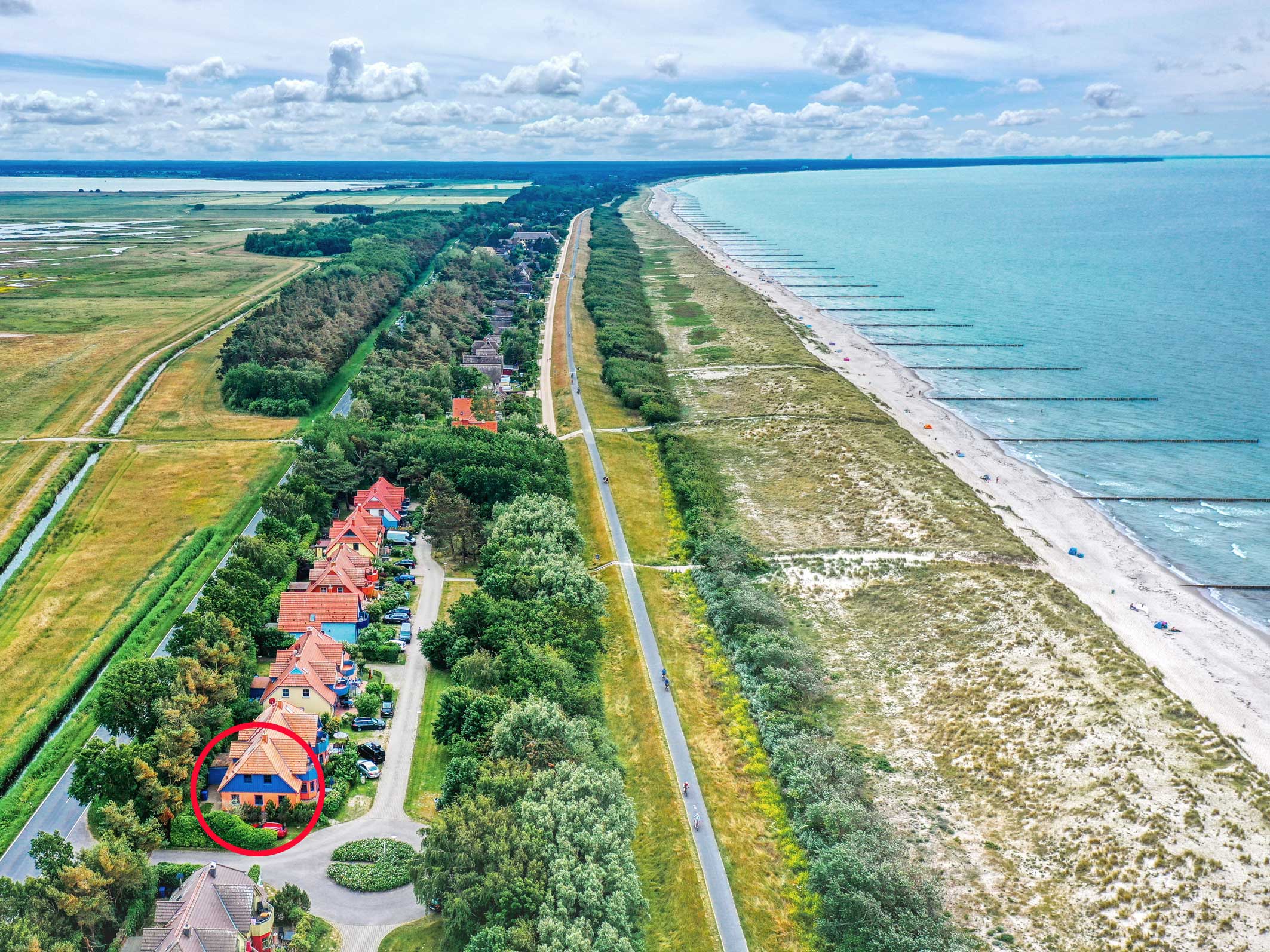 Der Ostsee ganz nah - Meeresrauschen inklusive - Haushälfte mit 2 Ferienwohnungen auf Pachtland
