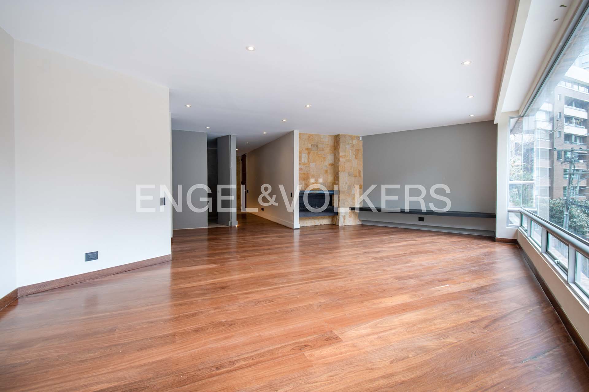 Apartamento de diseño con terraza a la venta en Chicó Alto