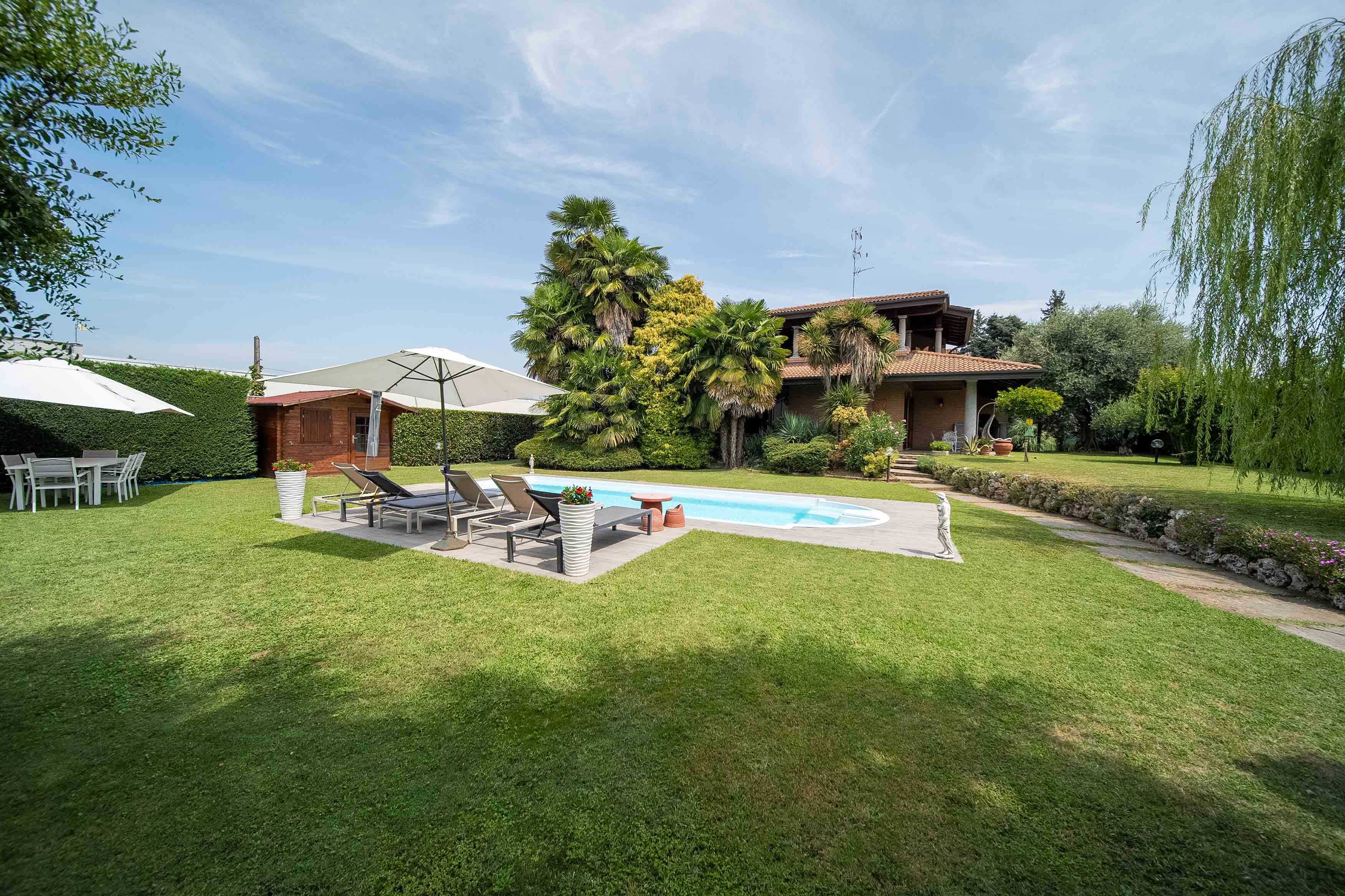 A distinctive villa blending elegance and privacy