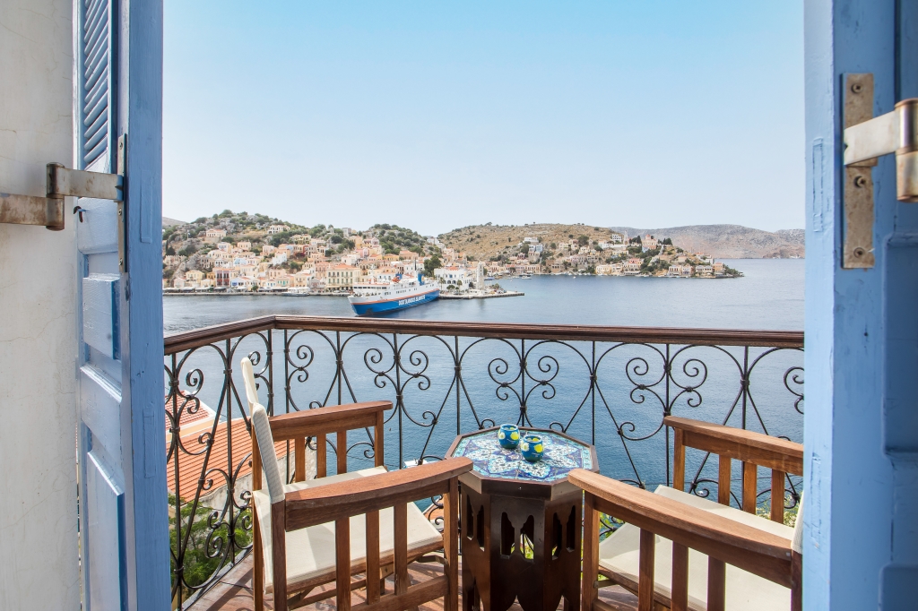 Neoclassical house with spectacular harbour views in Symi