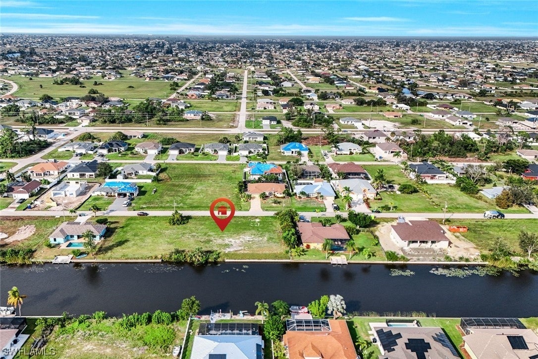 Stunning Canal Lot