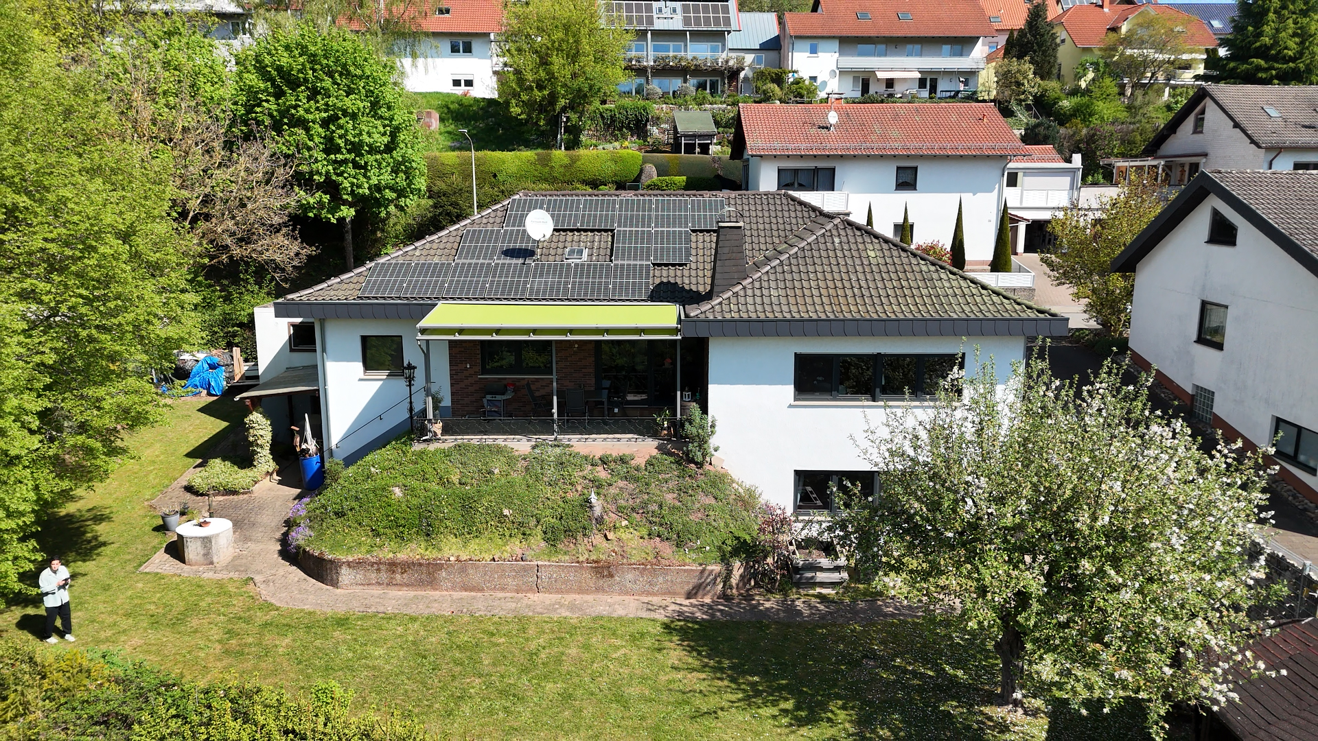 Modernisiertes Einfamilienhaus mit Einliegerwohnung
