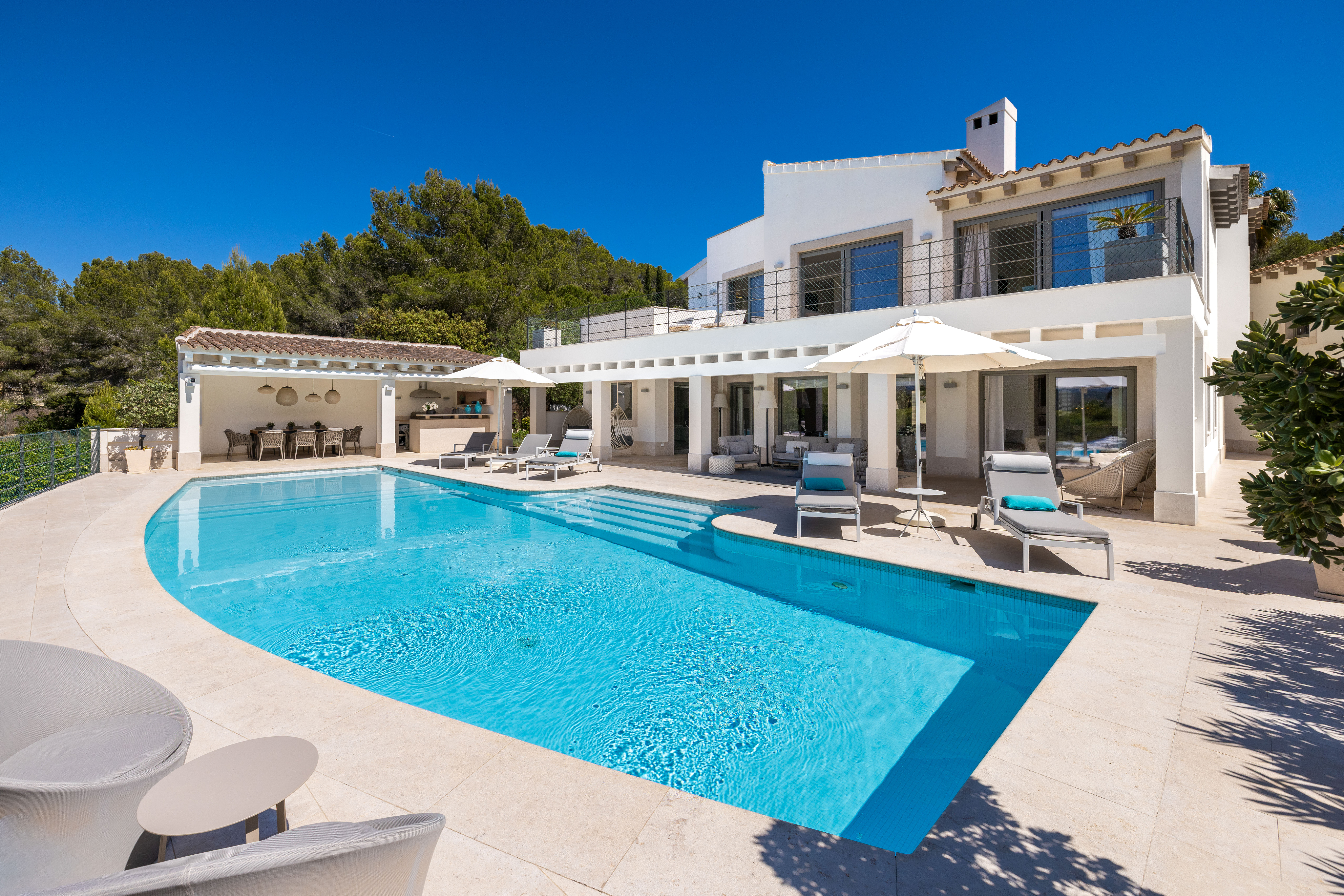 Exclusive golf estate in prime Santa Ponsa location – Elegance, privacy & Mediterranean living