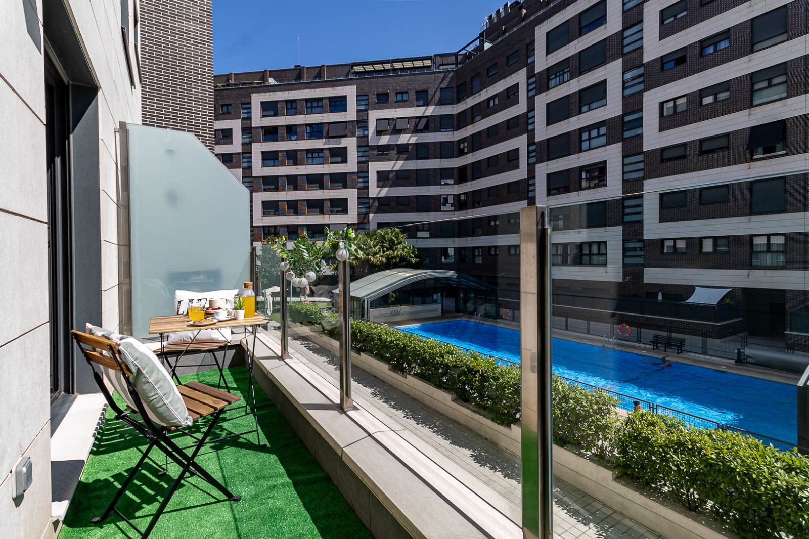 Spectacular exterior apartment with terrace in Retiro
