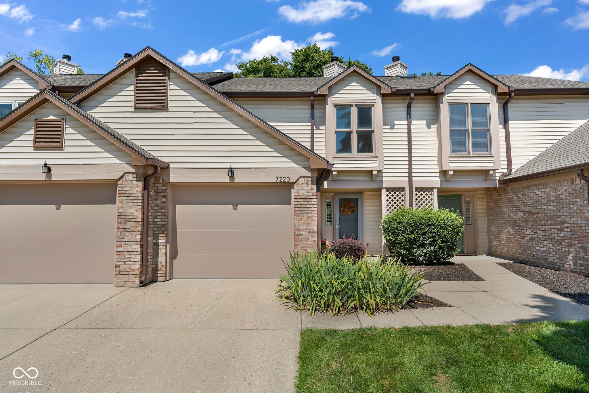 Move-In Ready Townhome with Updated Kitchen & Fireplace