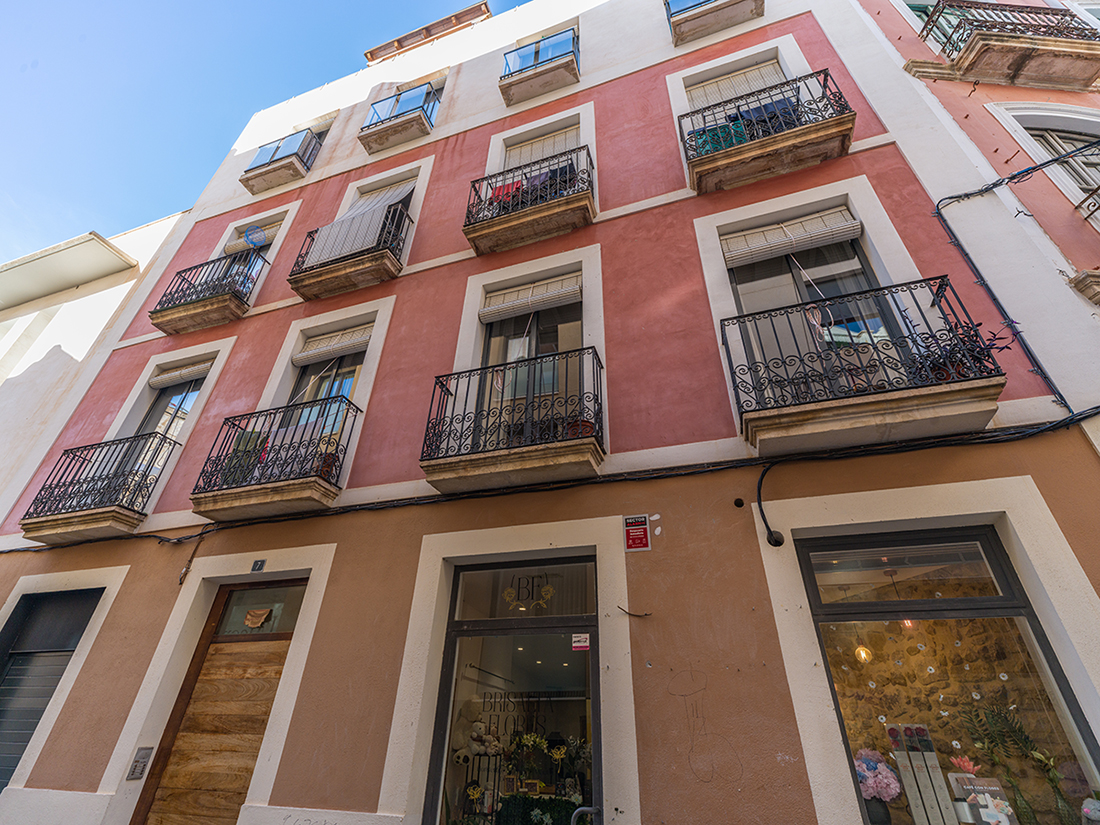Modern and Elegant in the Heart of the Old Town