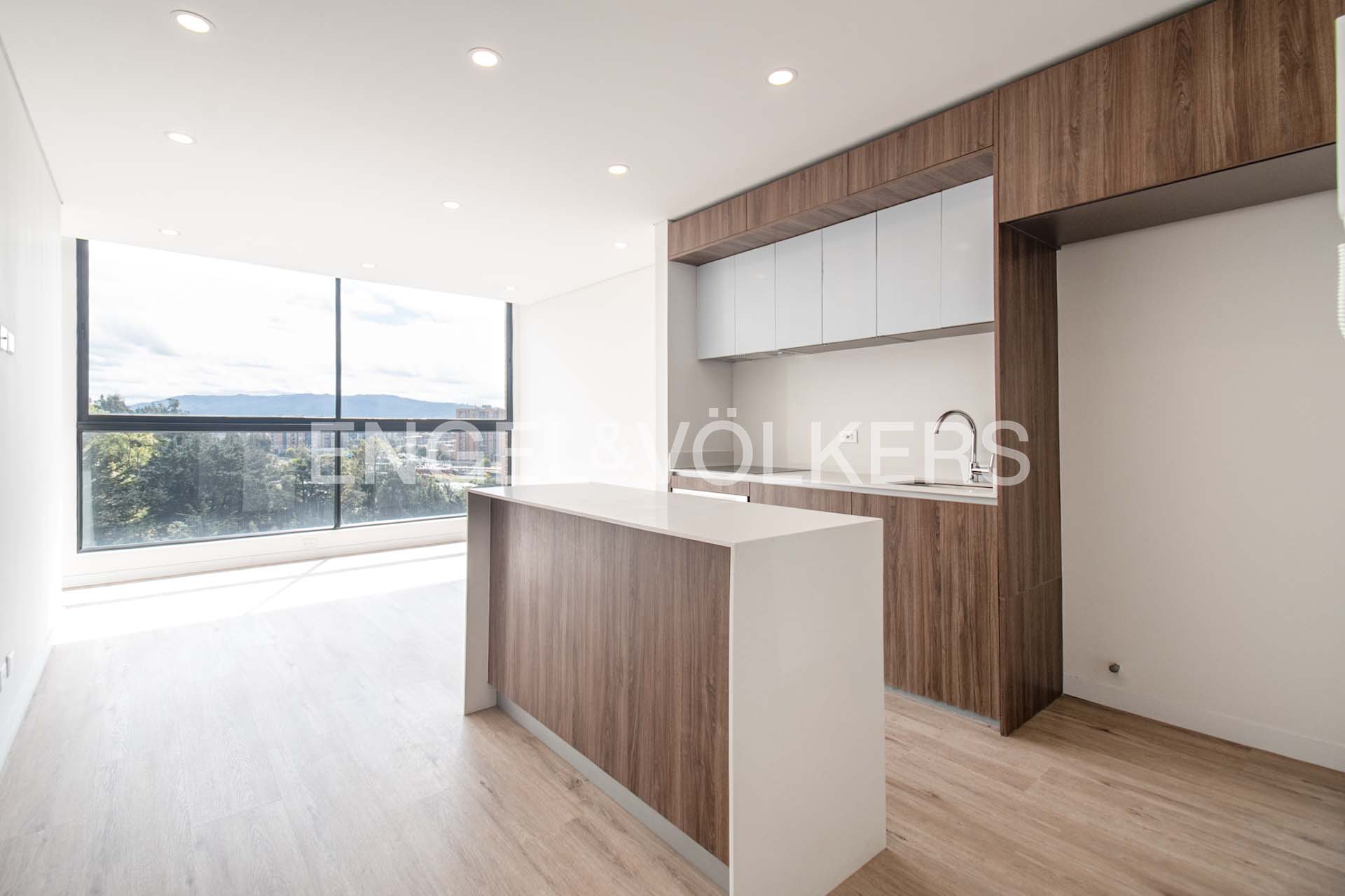 Moderno apartamento para estrenar con balcón para venta en Sotileza