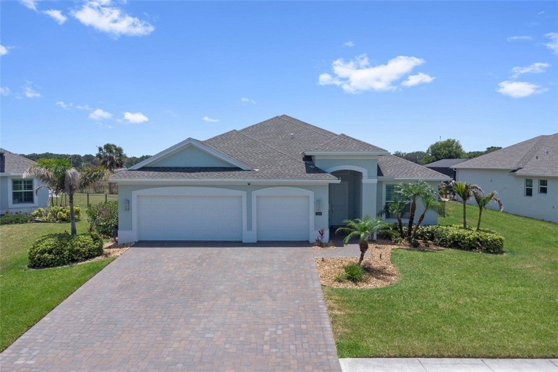 Open Concept Premium Upgrades Private Pool