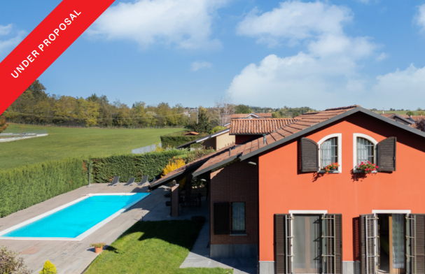 Villa contemporanea con piscina e alta efficienza energetica