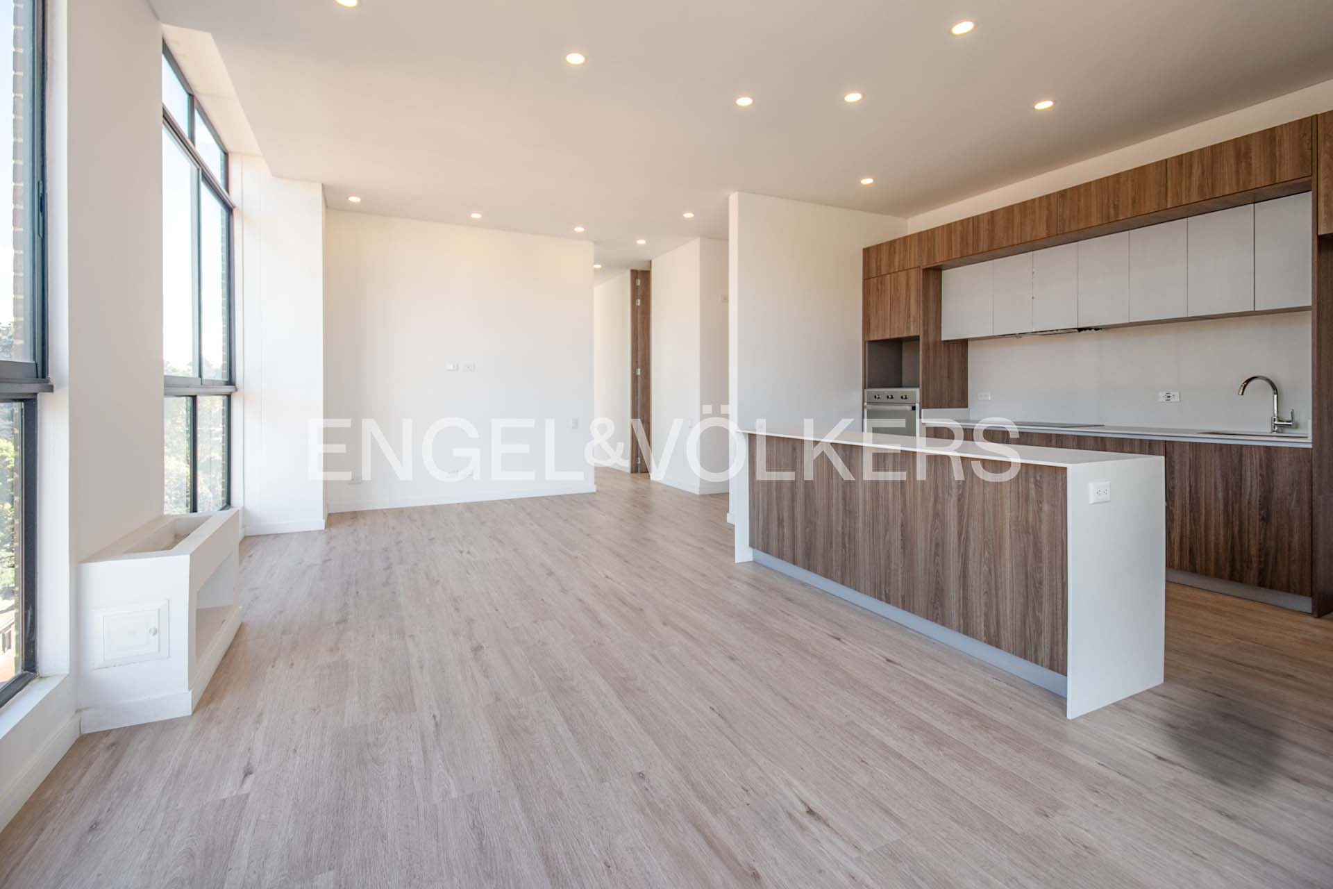 Moderno penthouse con terraza para venta en Sotileza