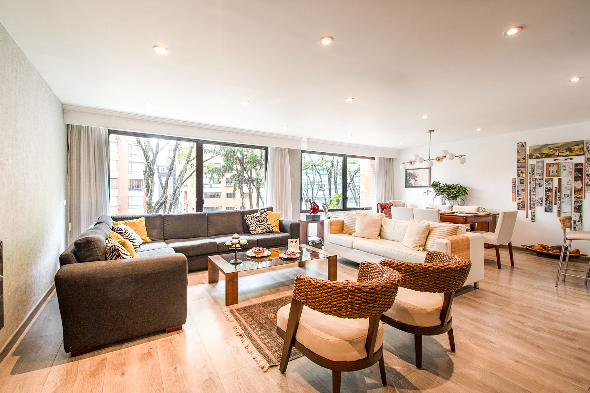 Apartamento remodelado para venta en Chicó Reservado