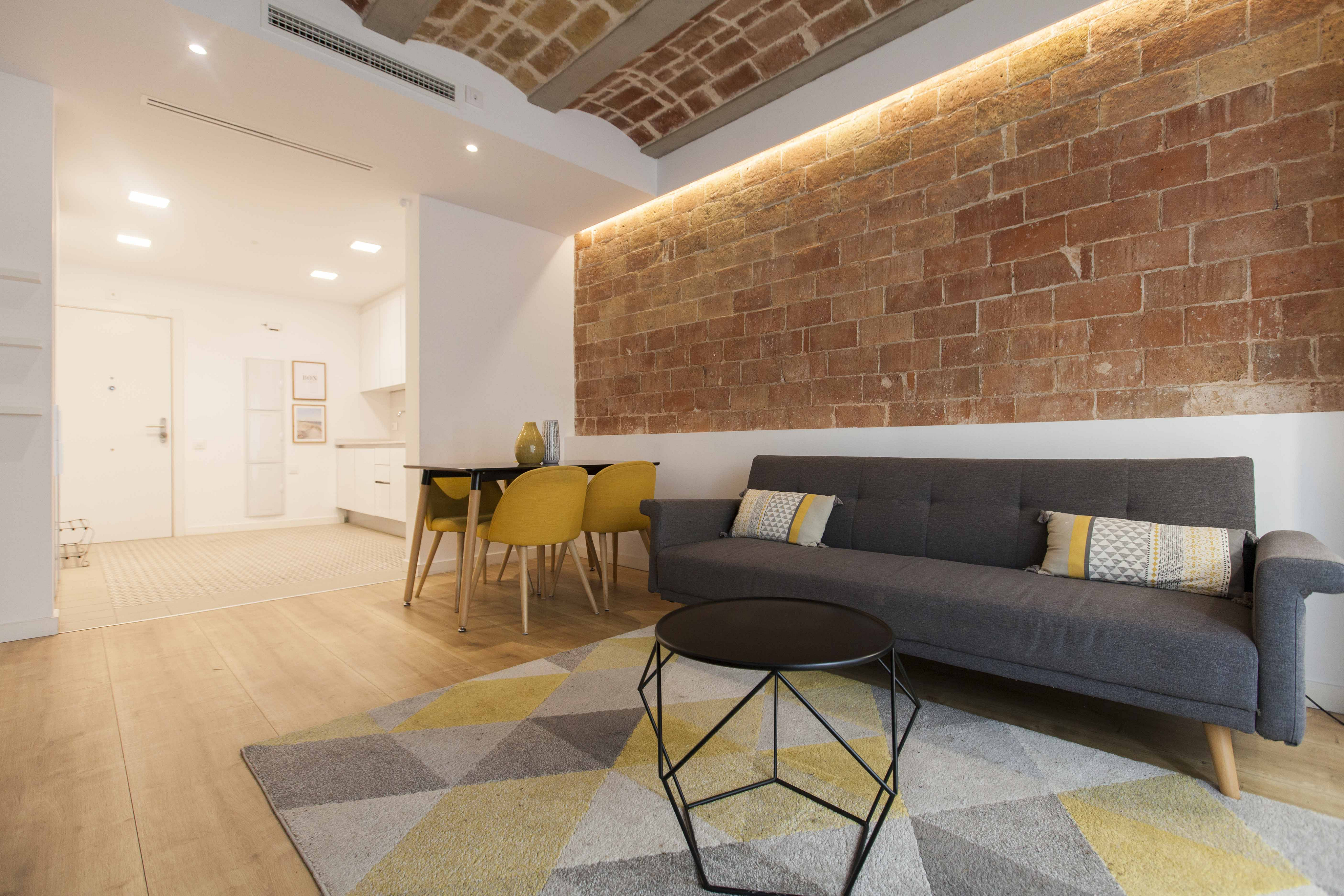 Renovated 5th floor in a regal building, major restoration on General Mitre | Putxet