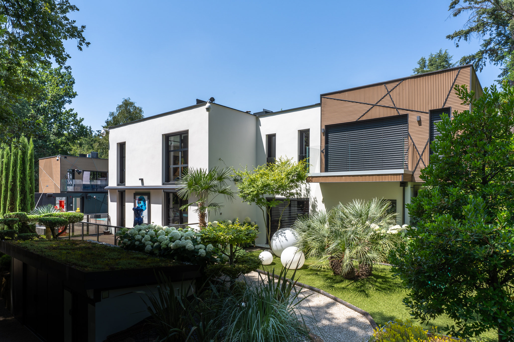 Architect-designed villa in Charbonnières-les-Bains