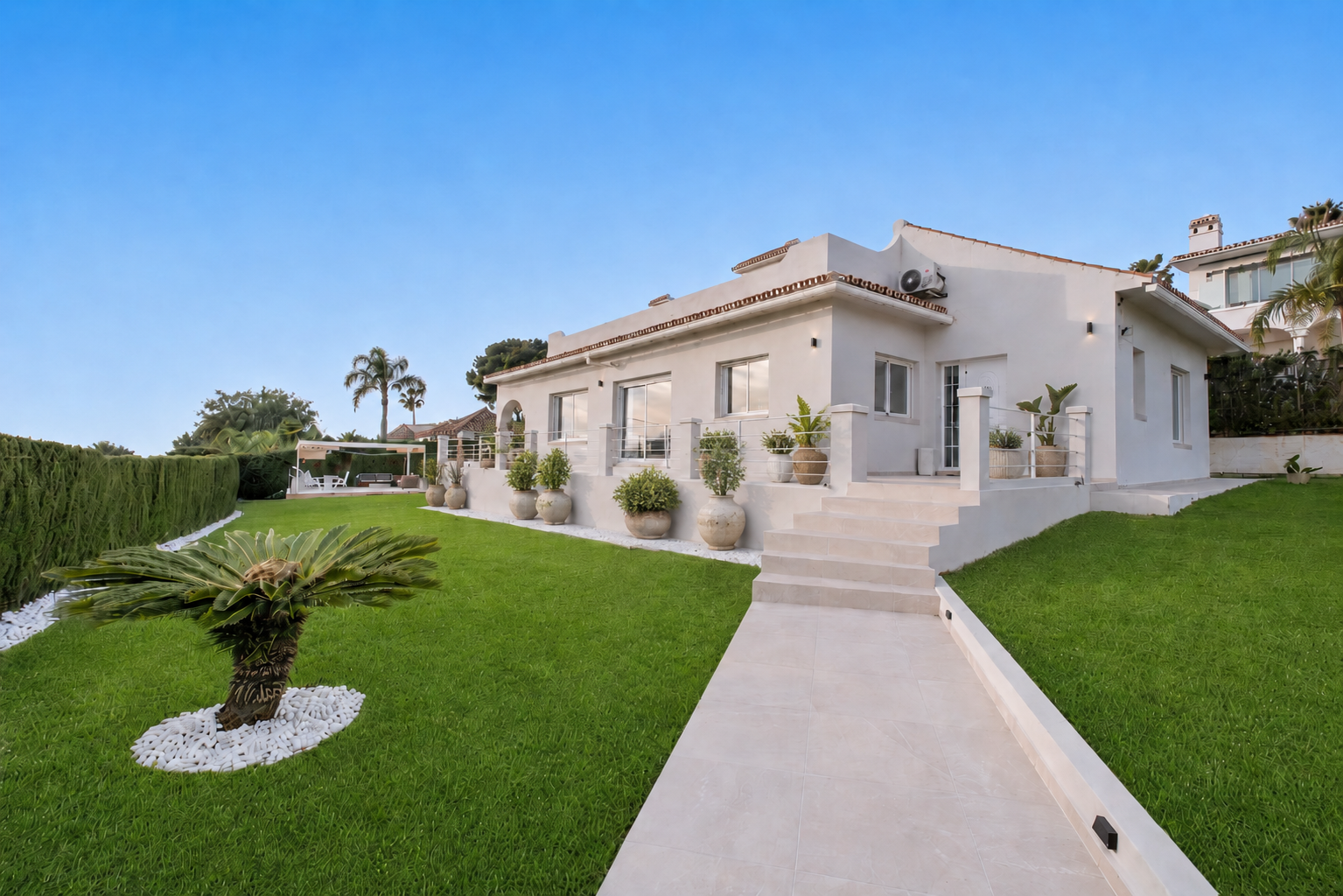 Beautifully Modernized Family Home within Walking Distance of the Area's Best Beaches
