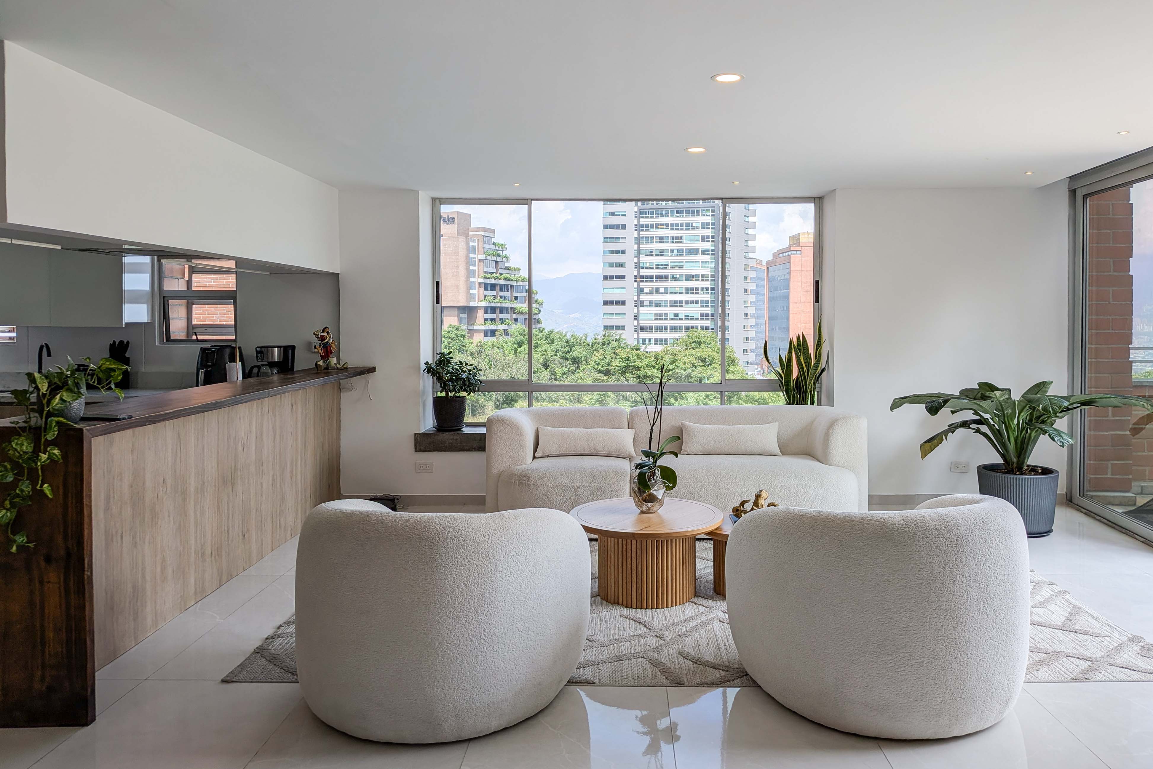 Apartamento con terraza y clubhouse para venta en El Tesoro, El Poblado