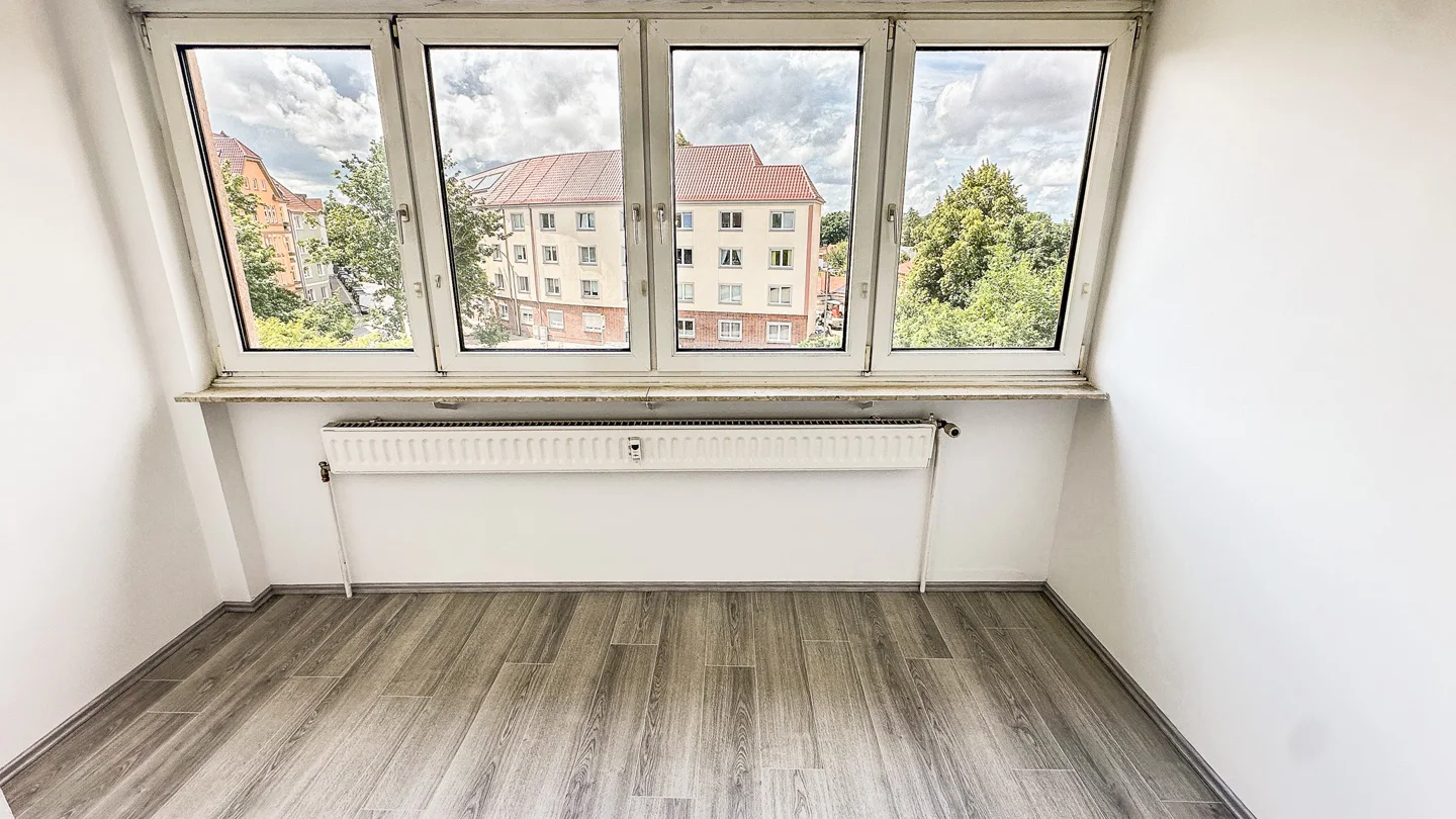 Kürzlich renovierte 3-Zimmer-Wohnung in zentraler Lage von Bremerhaven - Photo 4