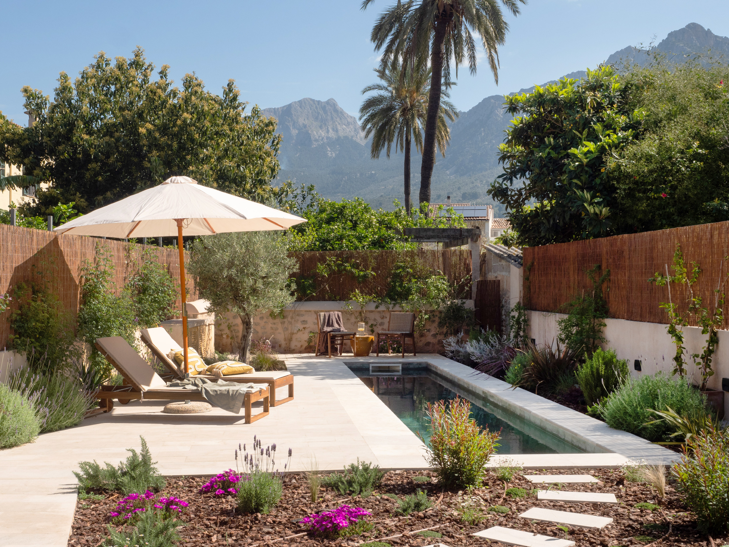 Enchanting Newly built Townhouse in Soller