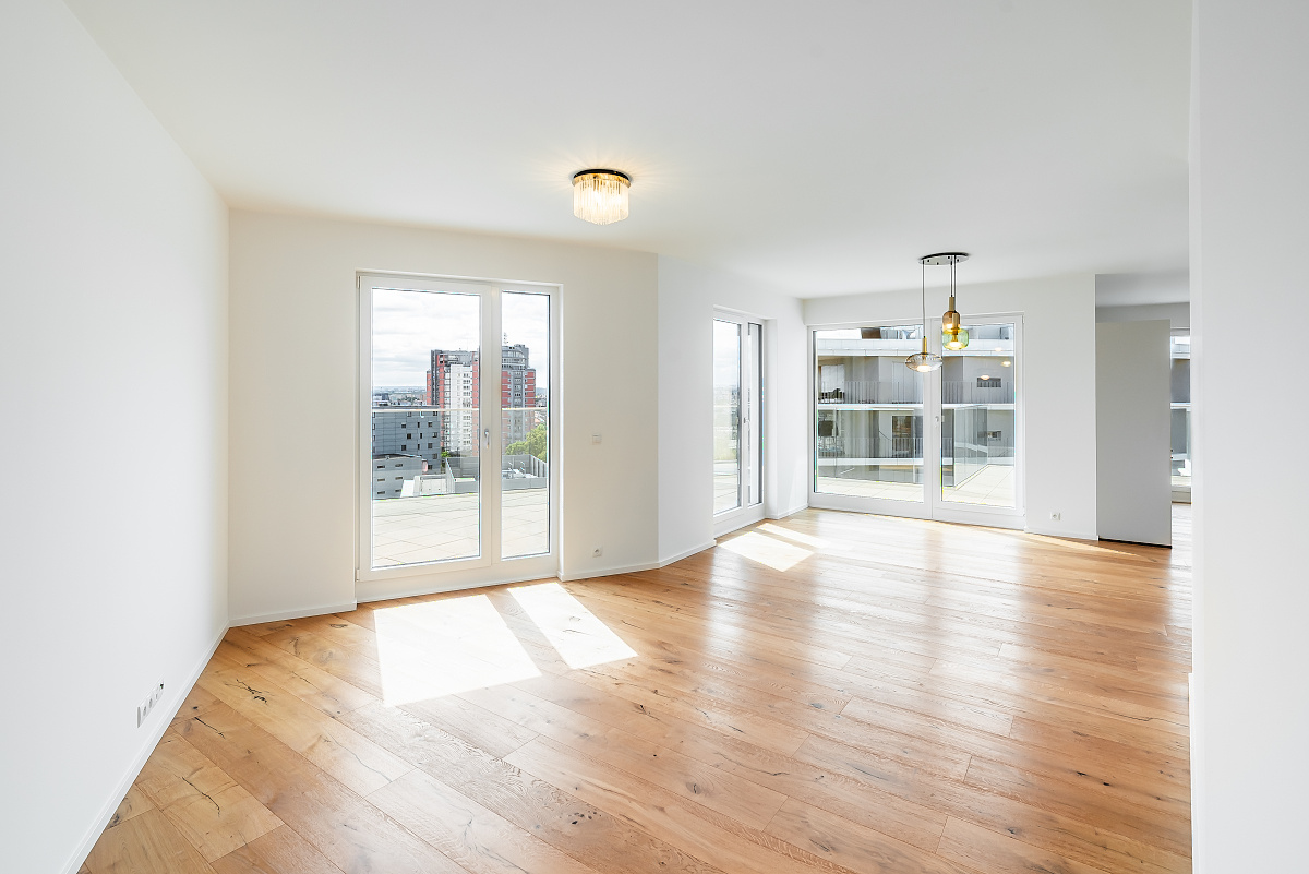 Pronájem bytu 3+kk s panoramatickou terasou v prestižní rezidenci Hagibor