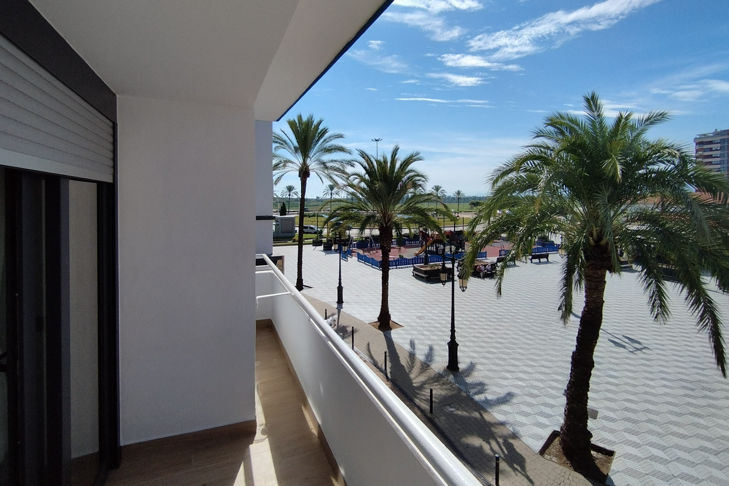 Luxury renovated apartment: close to the sea and Cullera's historic center
