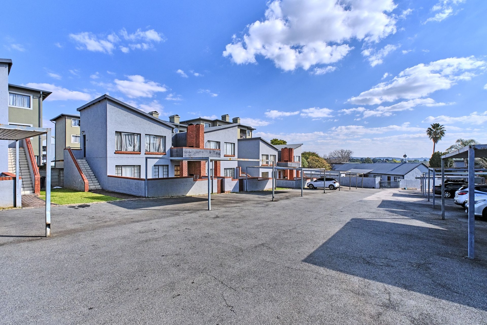 Spacious First-Floor Apartment in Ferndale, Randburg