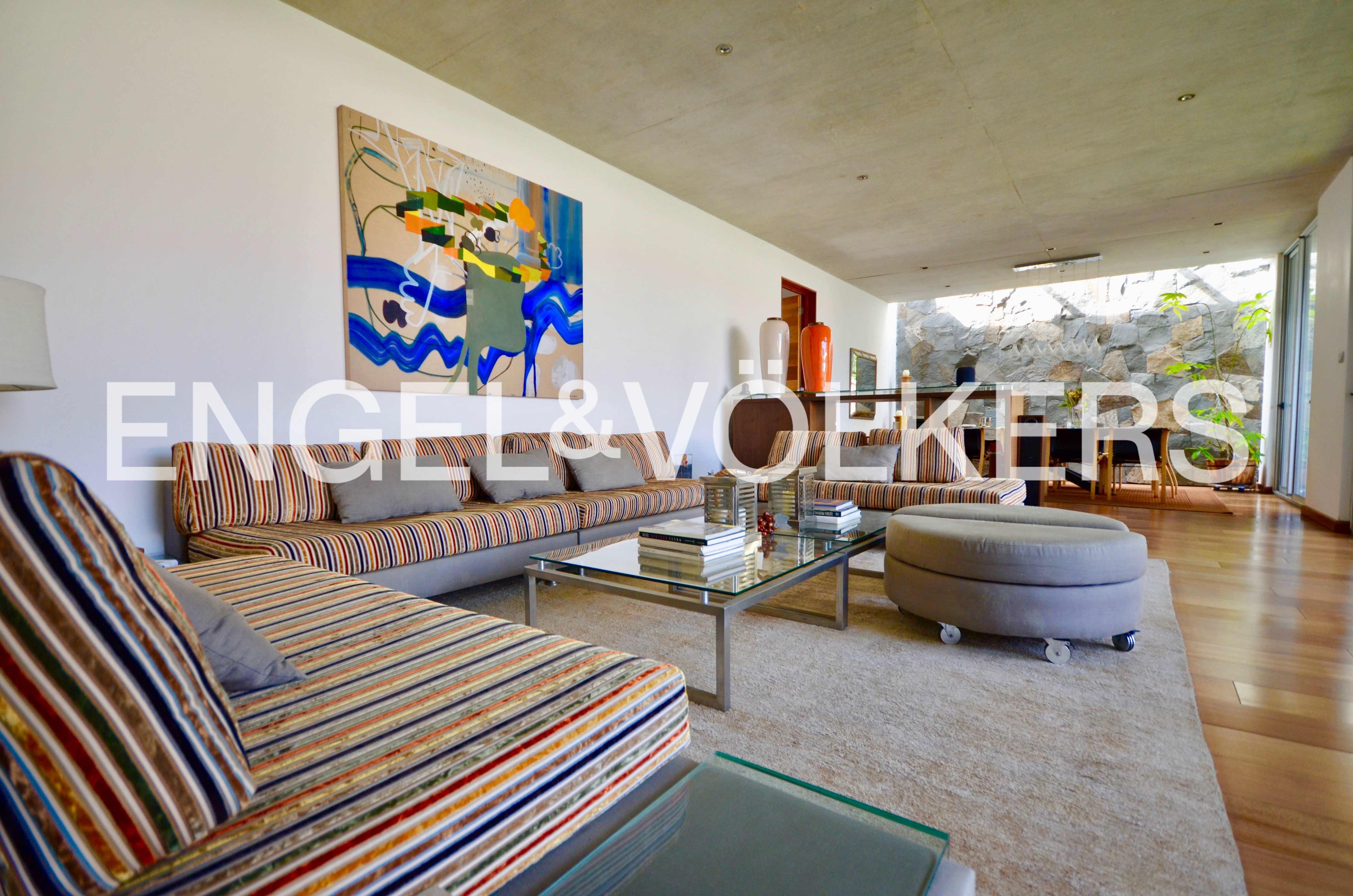 Arriendo residencia 370 M2 . exclusividad - Jardines del Sur