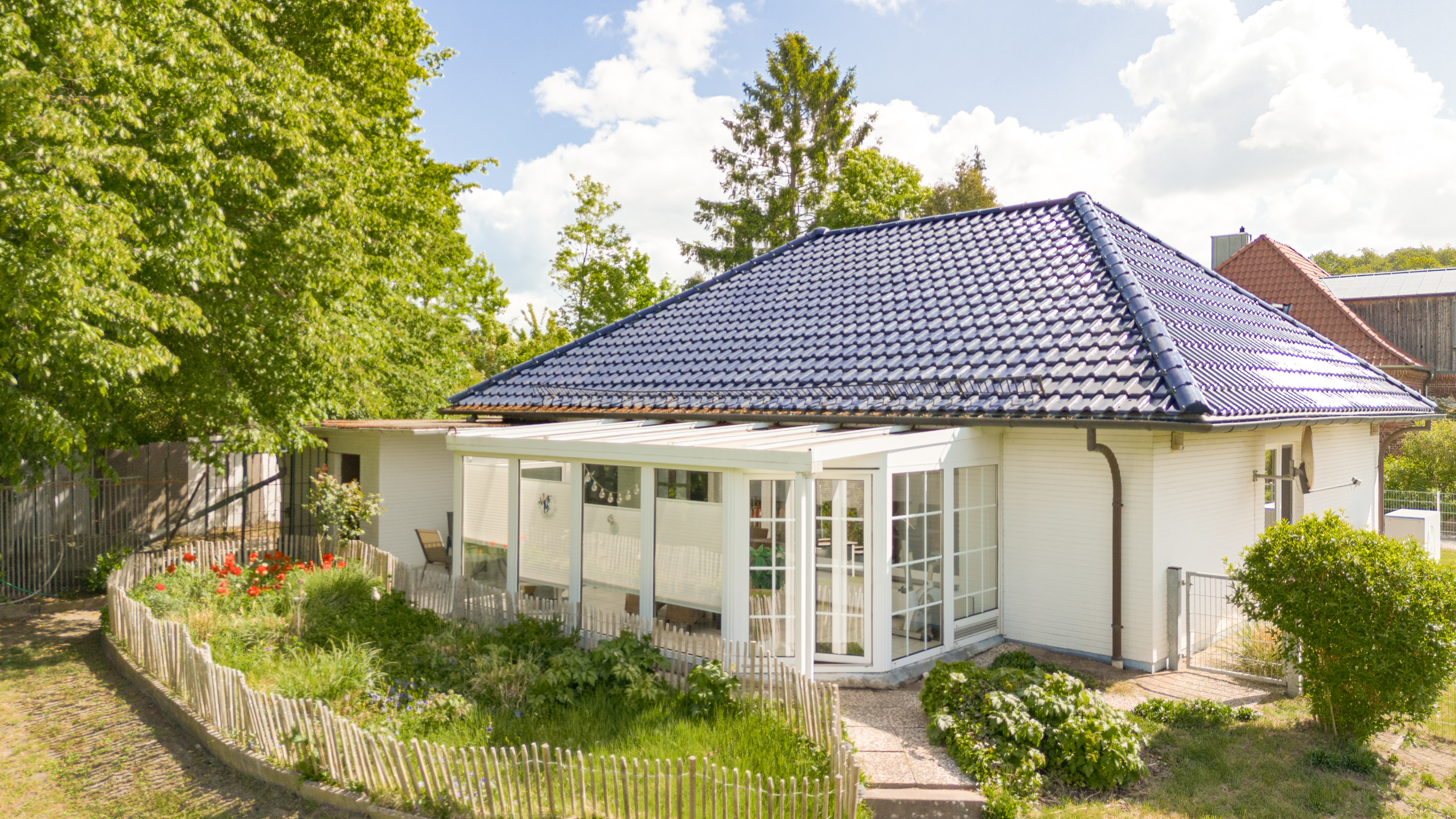 Einziehen und wohlfühlen: Energetisch modernisierter Bungalow in begehrter Wohnlage
