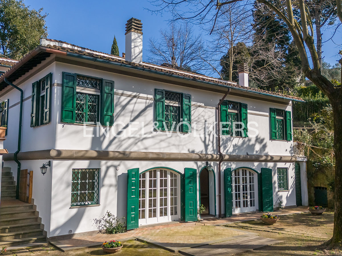 The English-Style Villa in Sacrofano