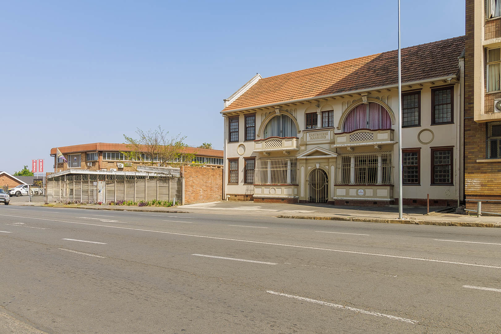 Charming & Convenient 1-Bedroom Apartment
