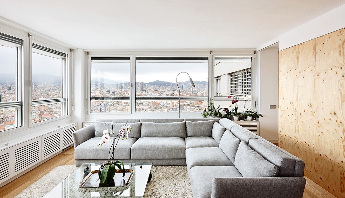 Spectacular designer apartment with panoramic views