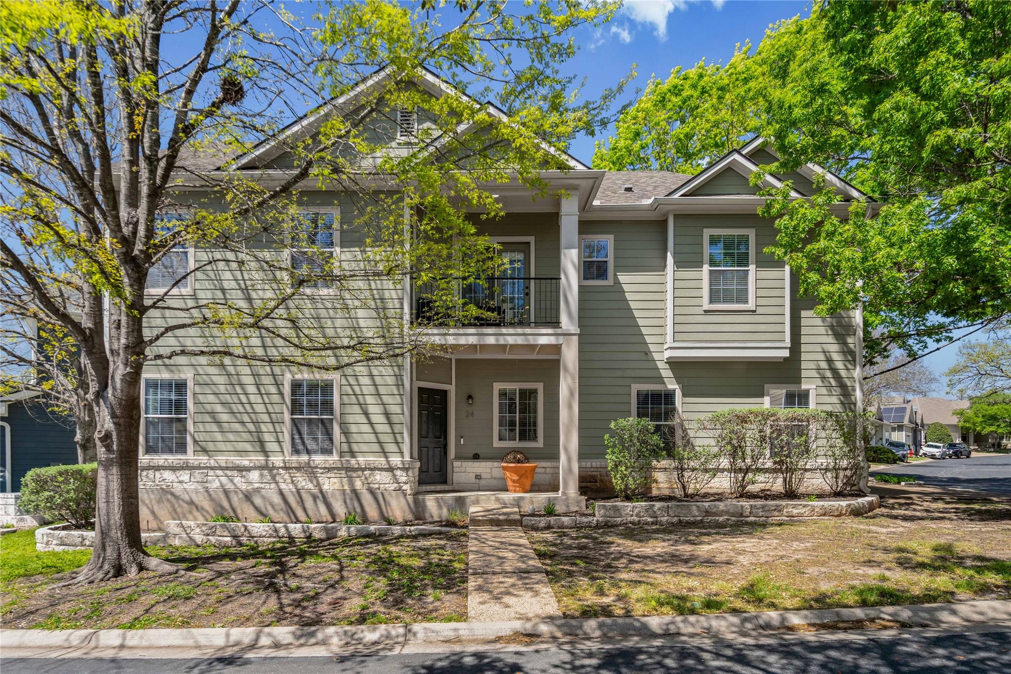 Stylish Corner Home Near SoCo & Downtown Austin