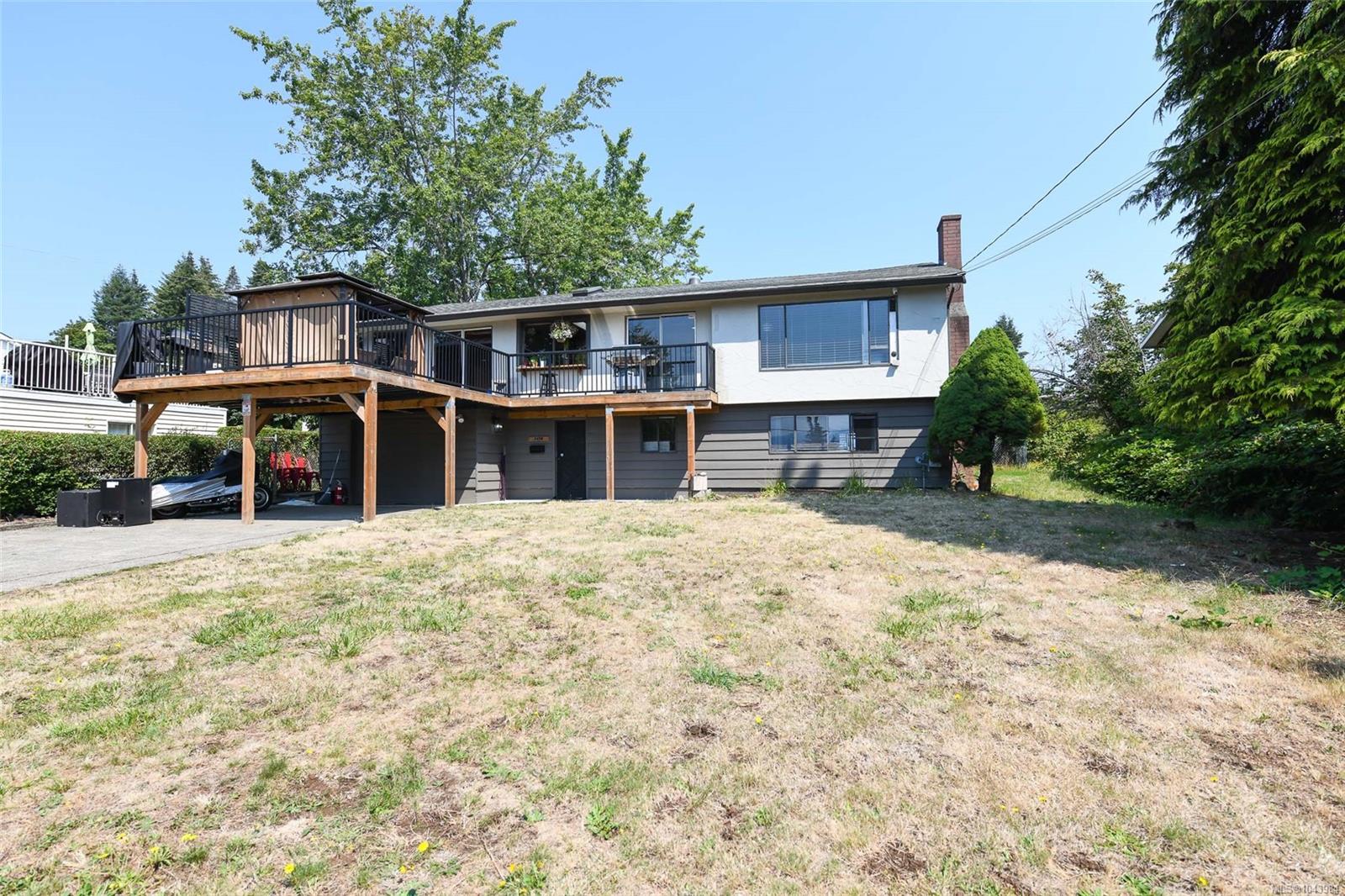 Offering excellent potential in an outstanding  Comox area!