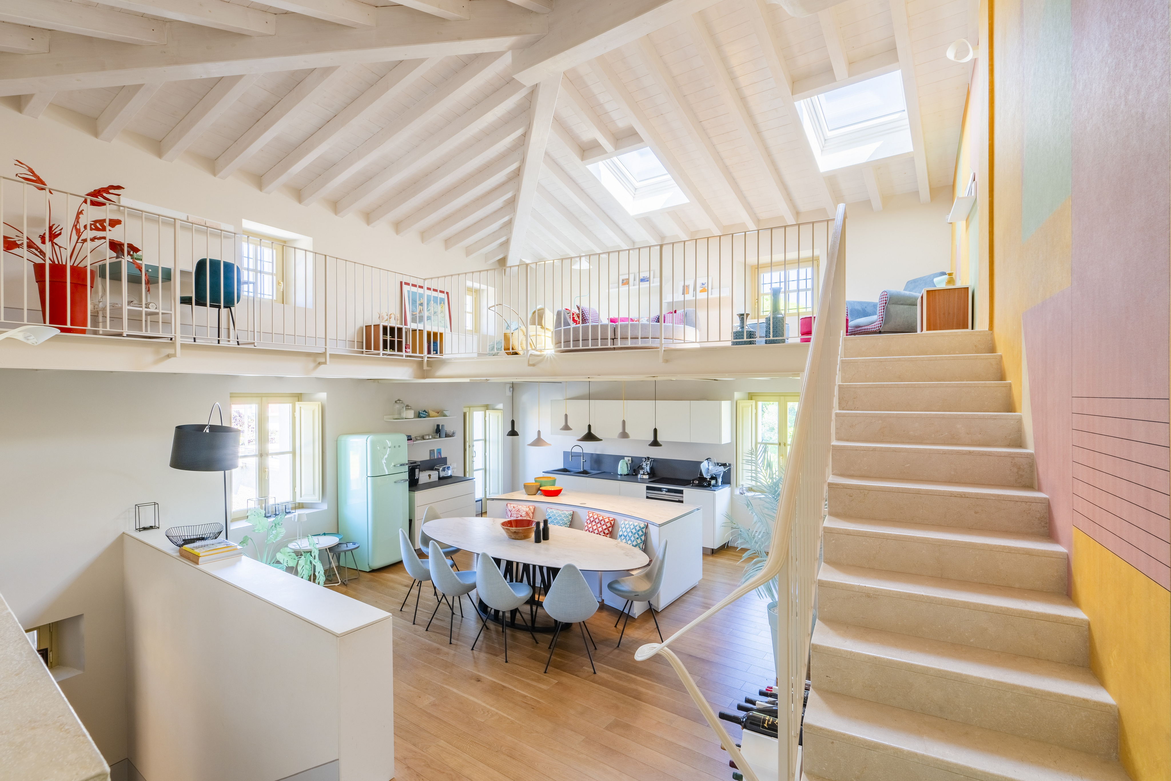 Design penthouse with lake view in Iseo