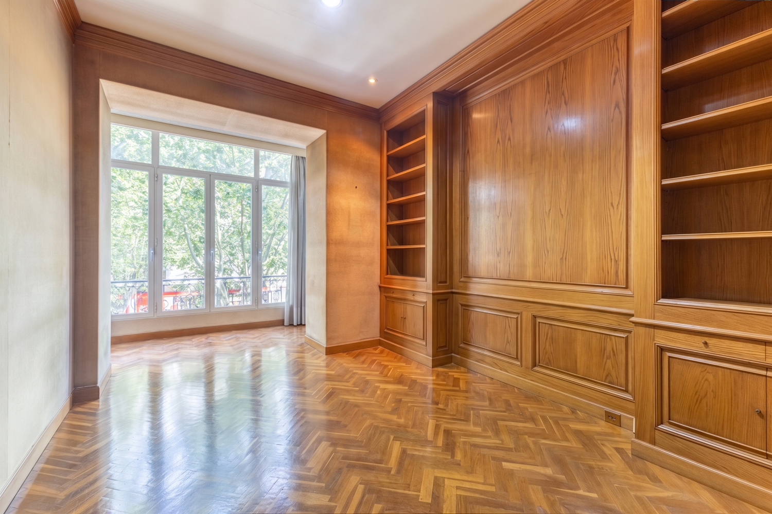 EXCLUSIVE PROPERTY IN THE HEART OF THE CITY
